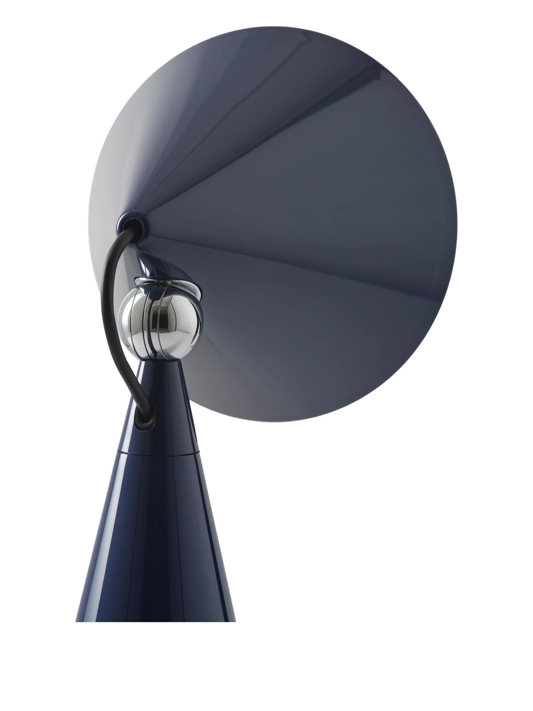 Pose table lamp (25cm x 17,5cm)