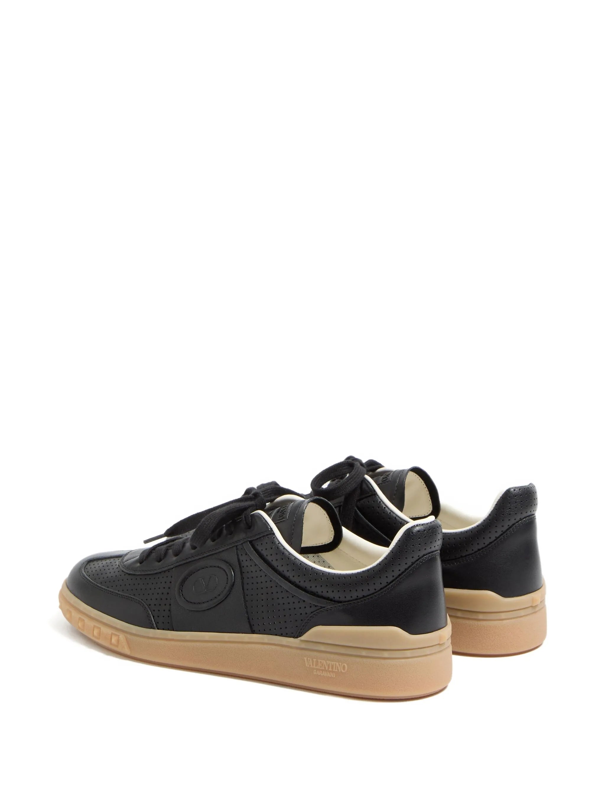 Upvillage sneakers