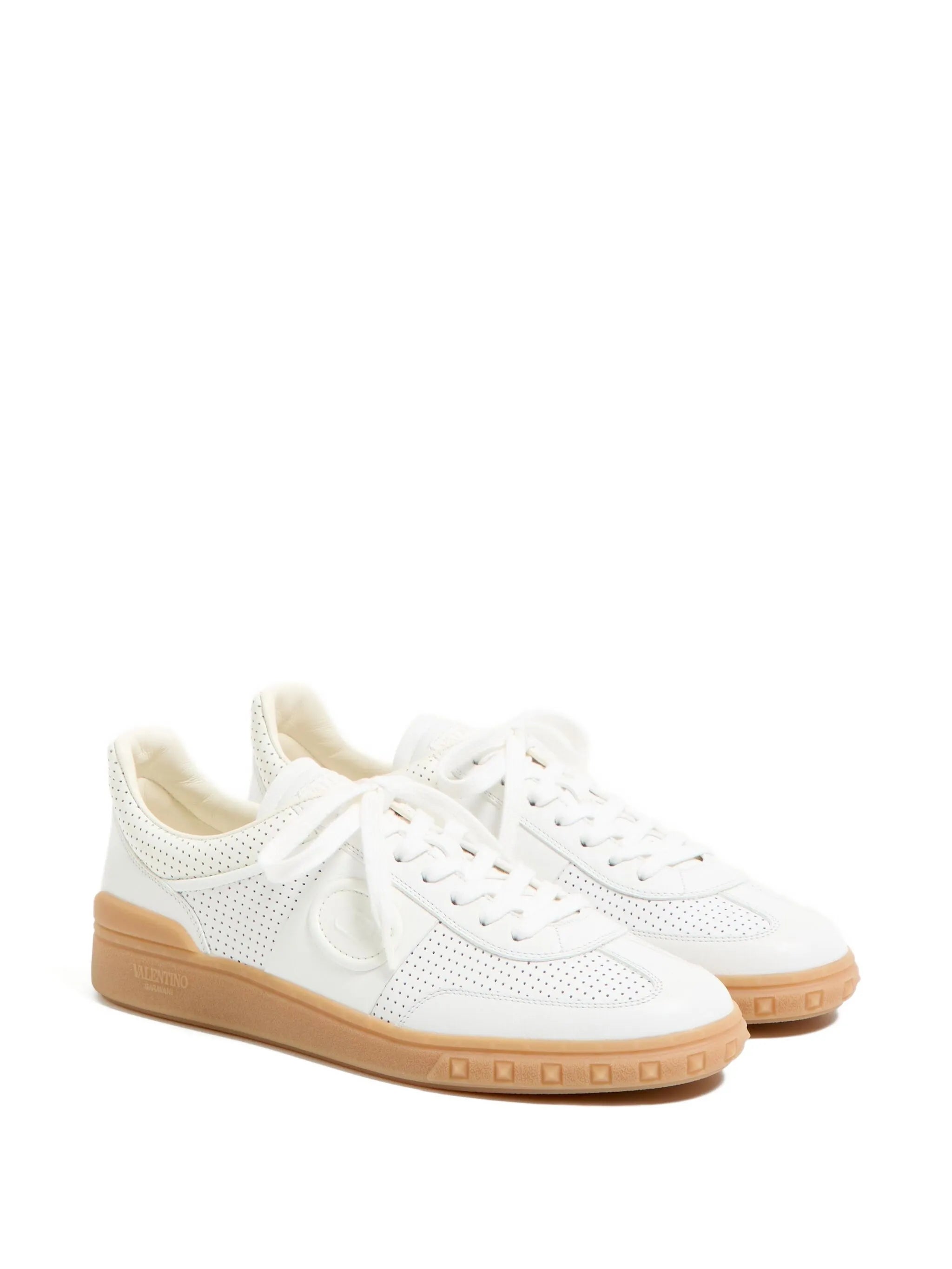 Upvillage sneakers