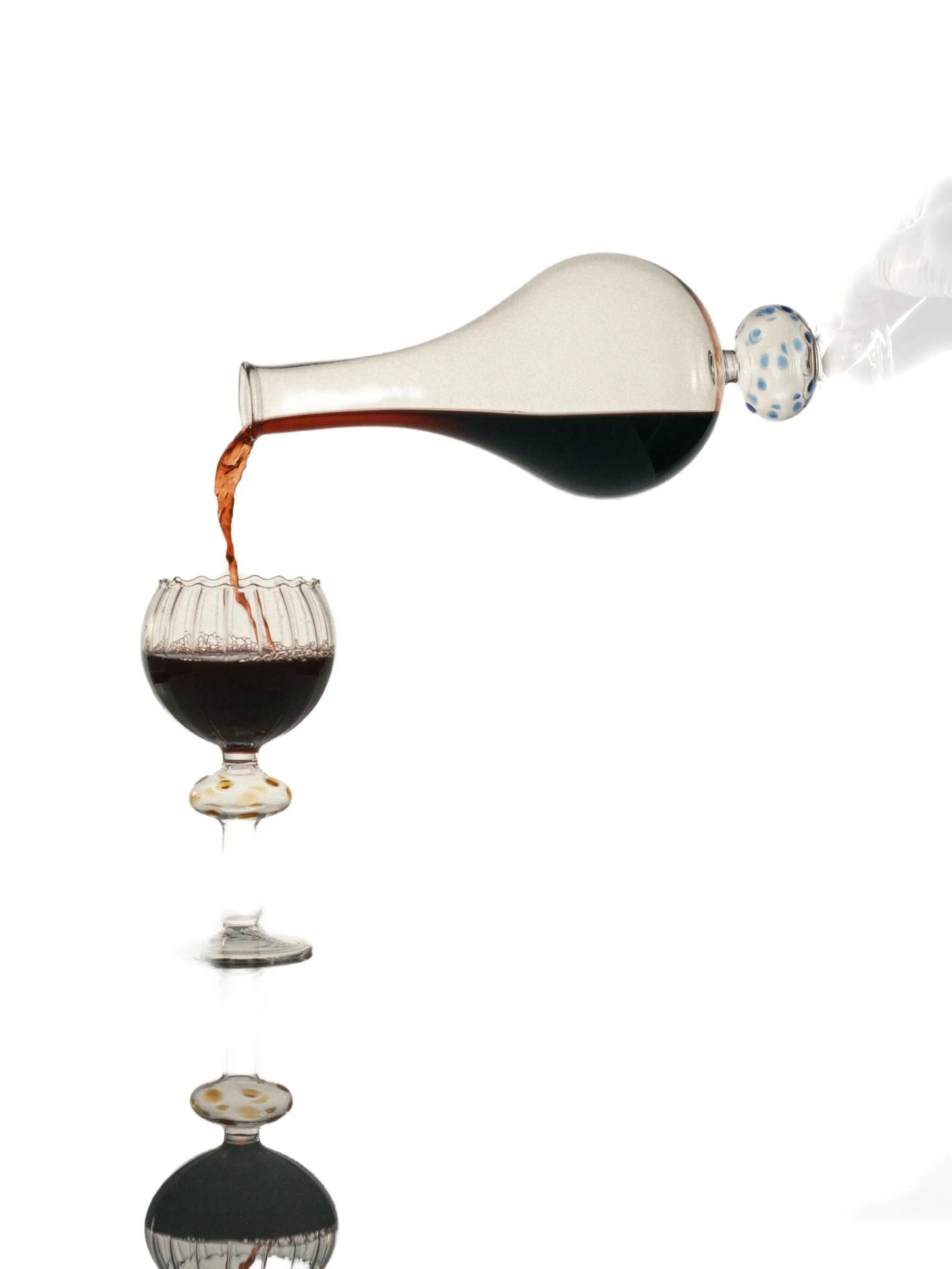 Hydra decanter
