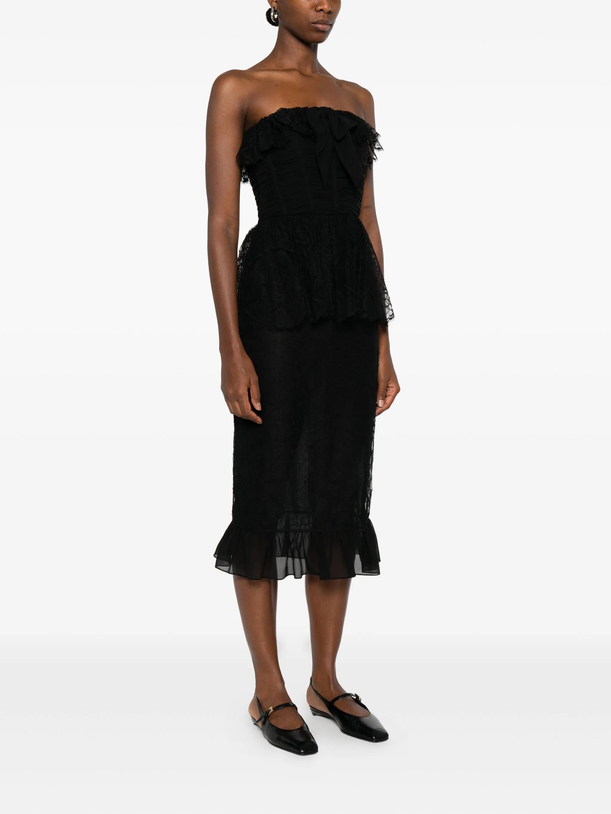 bow-lace ruffled dress