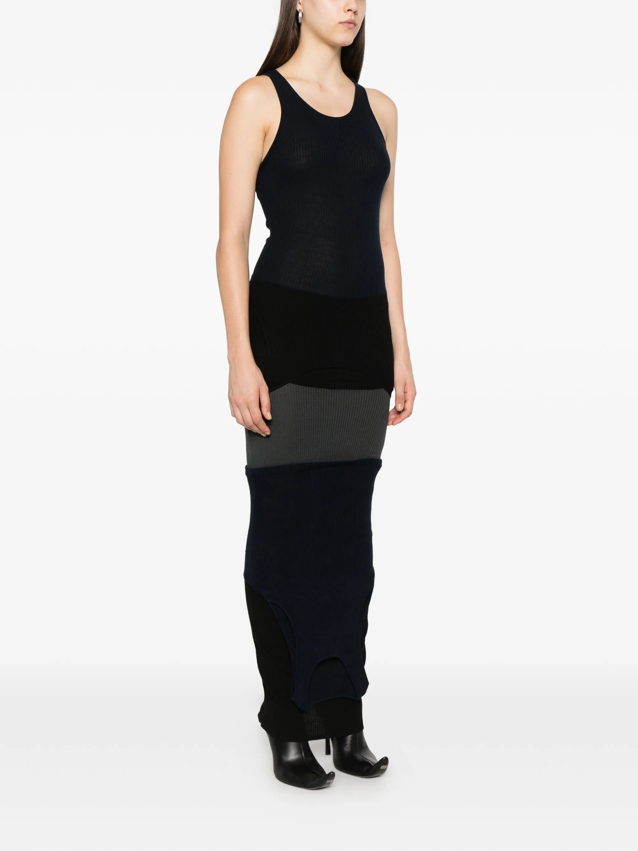 sleeveless maxi dress