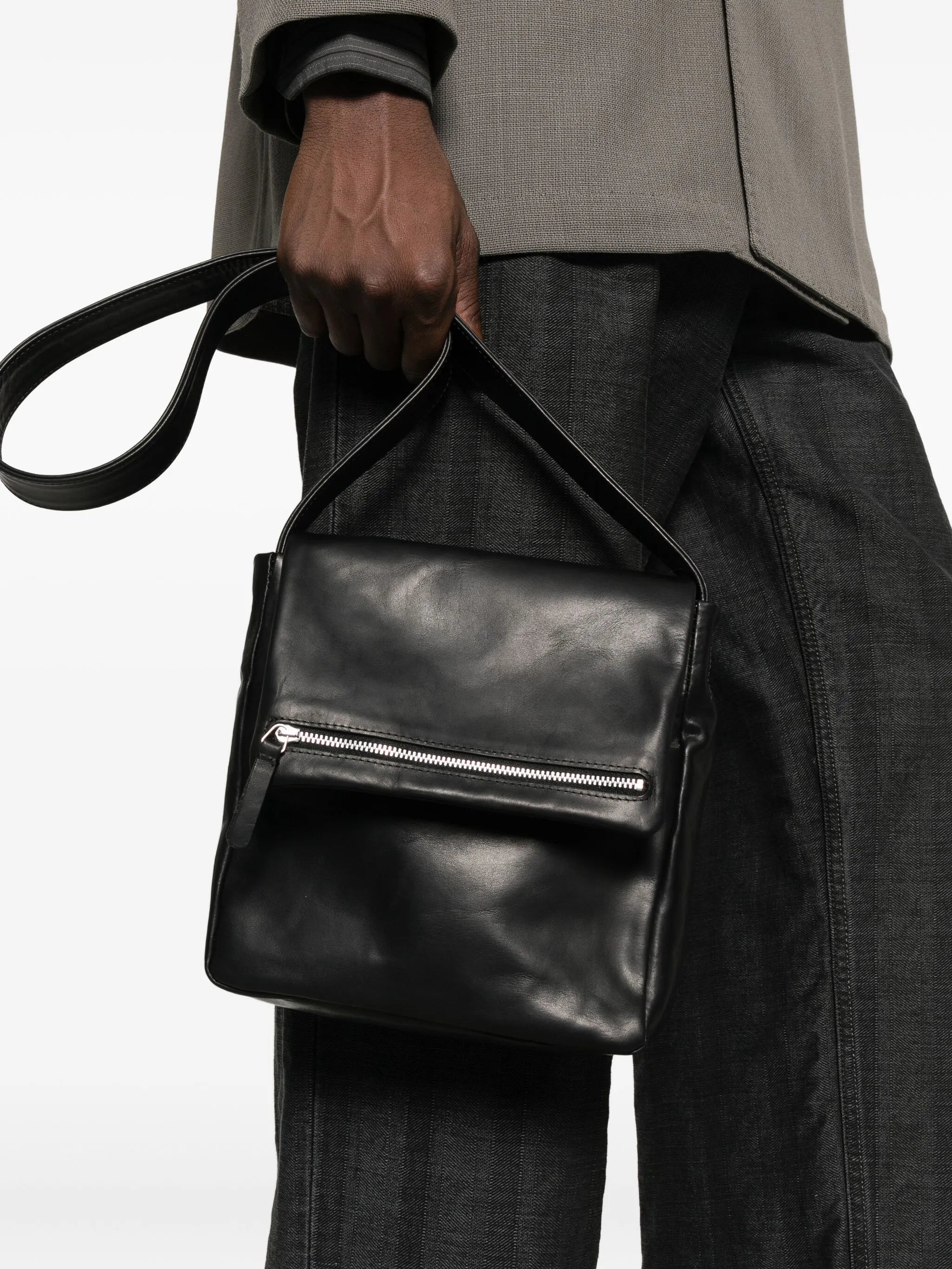 zip-pocket cross body bag