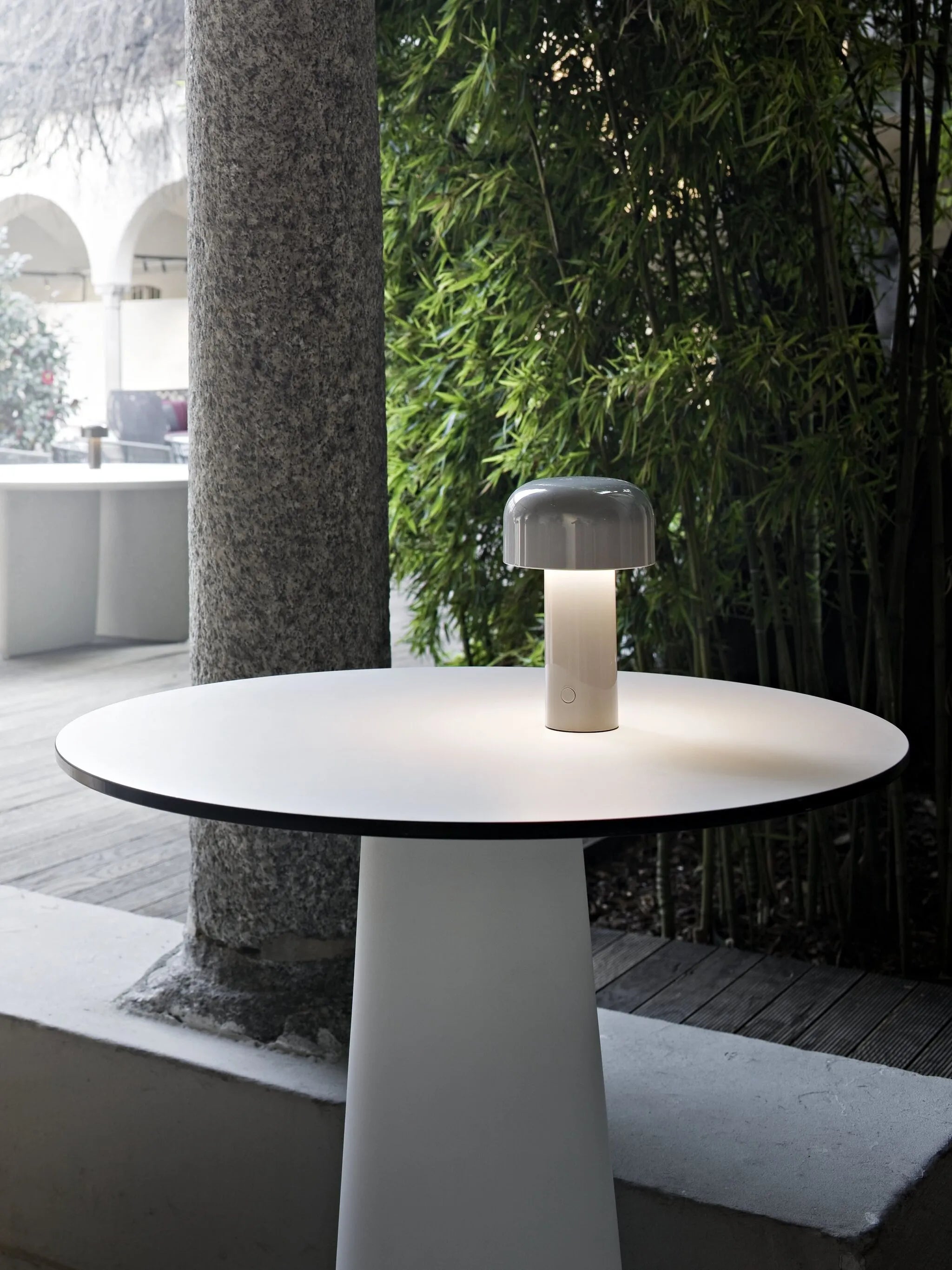 Bellhop table lamp