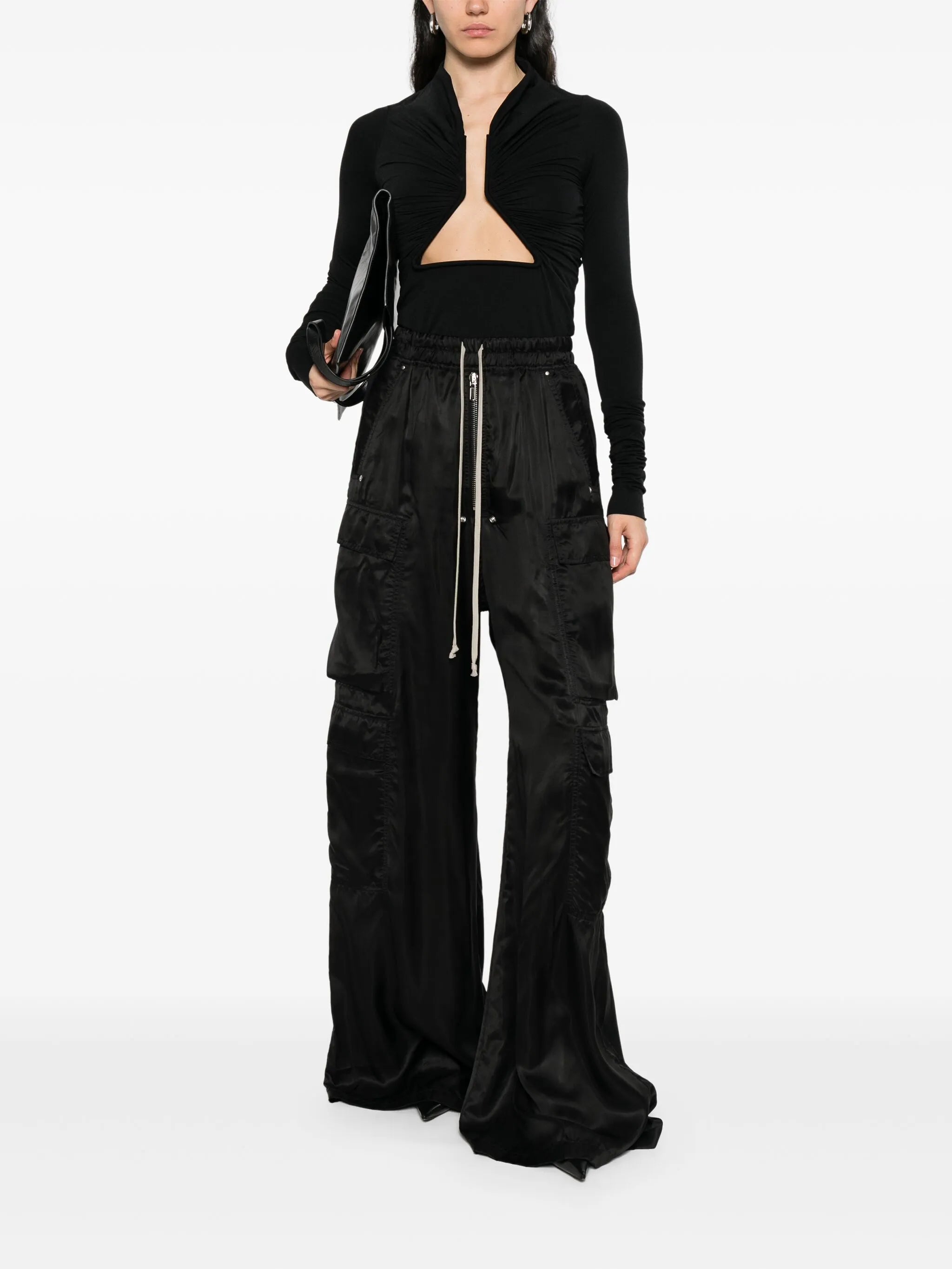 cut out-detail top