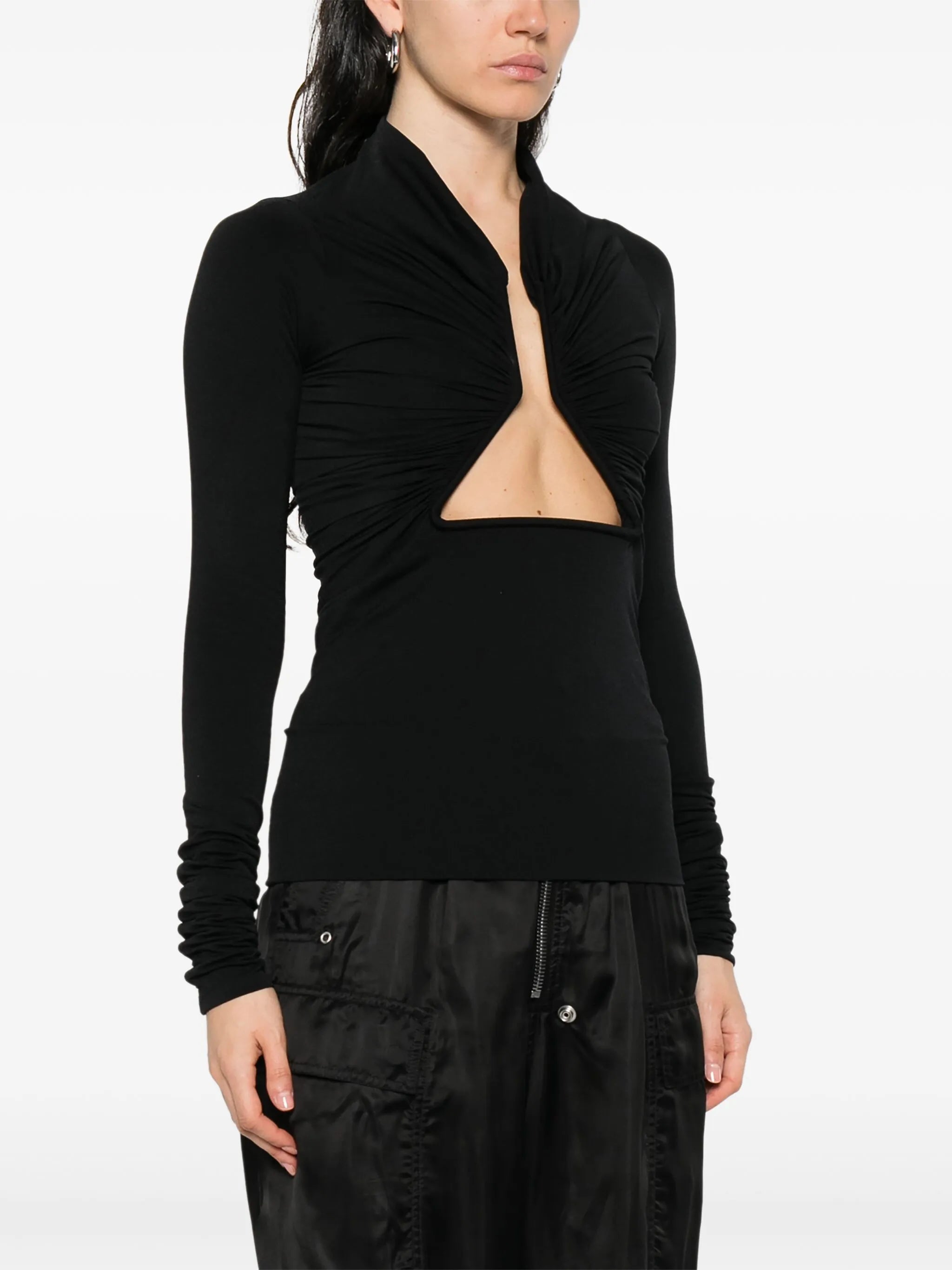 cut out-detail top