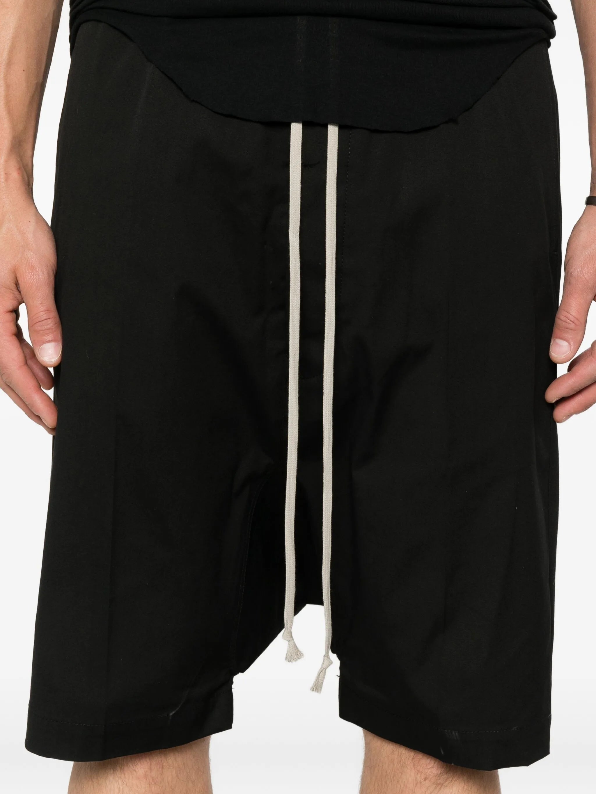 Drawstring Pods shorts