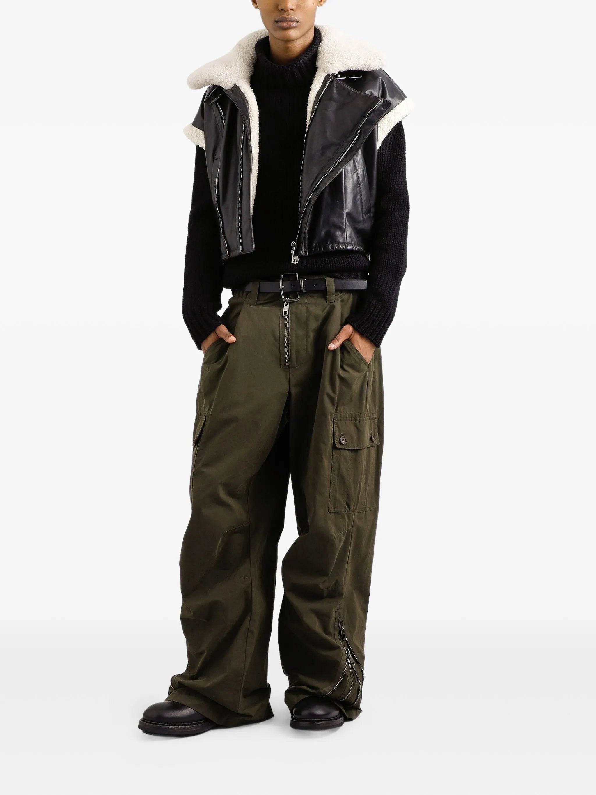 zip-fastening cargo trousers