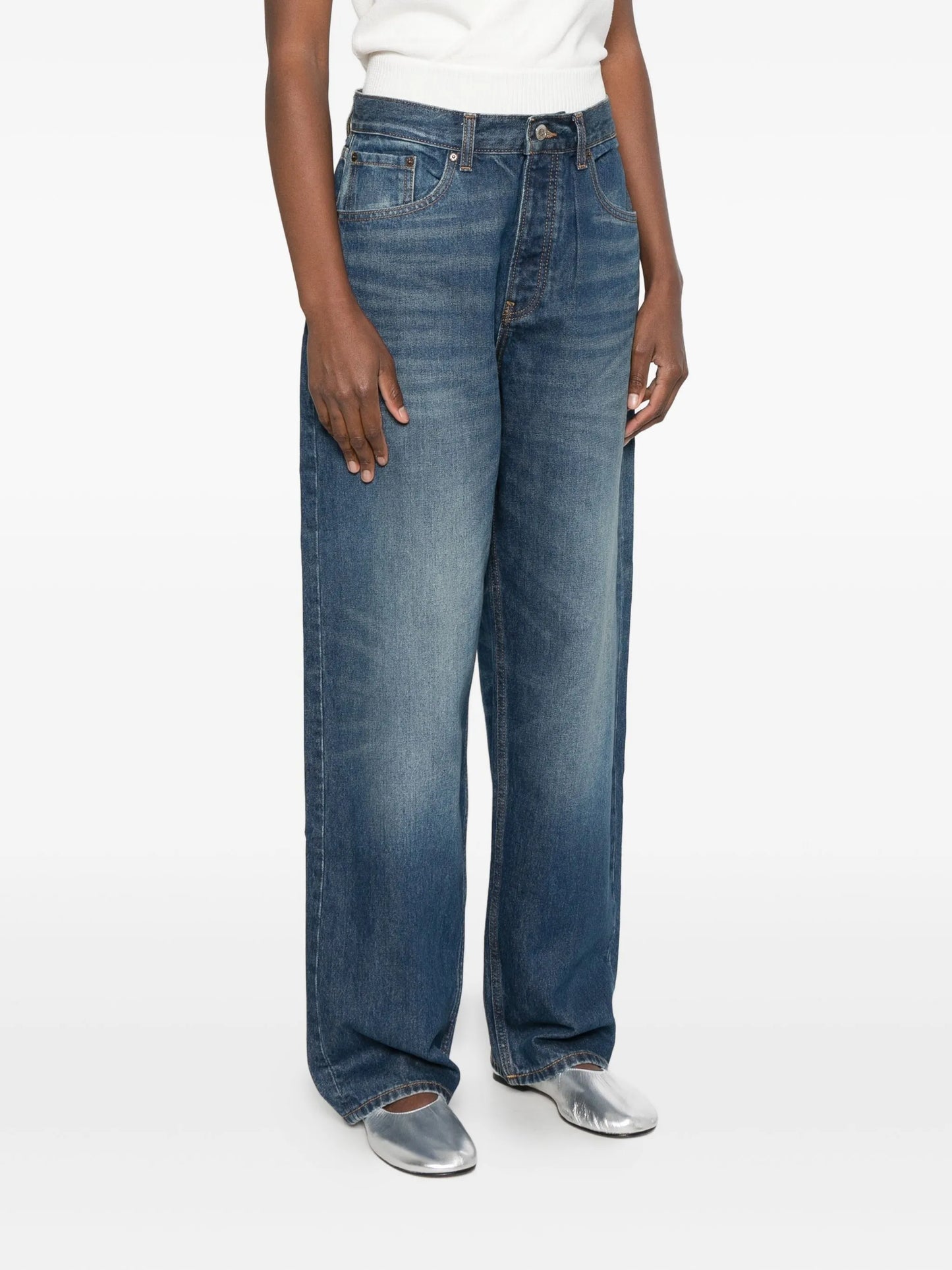 wide-leg jeans