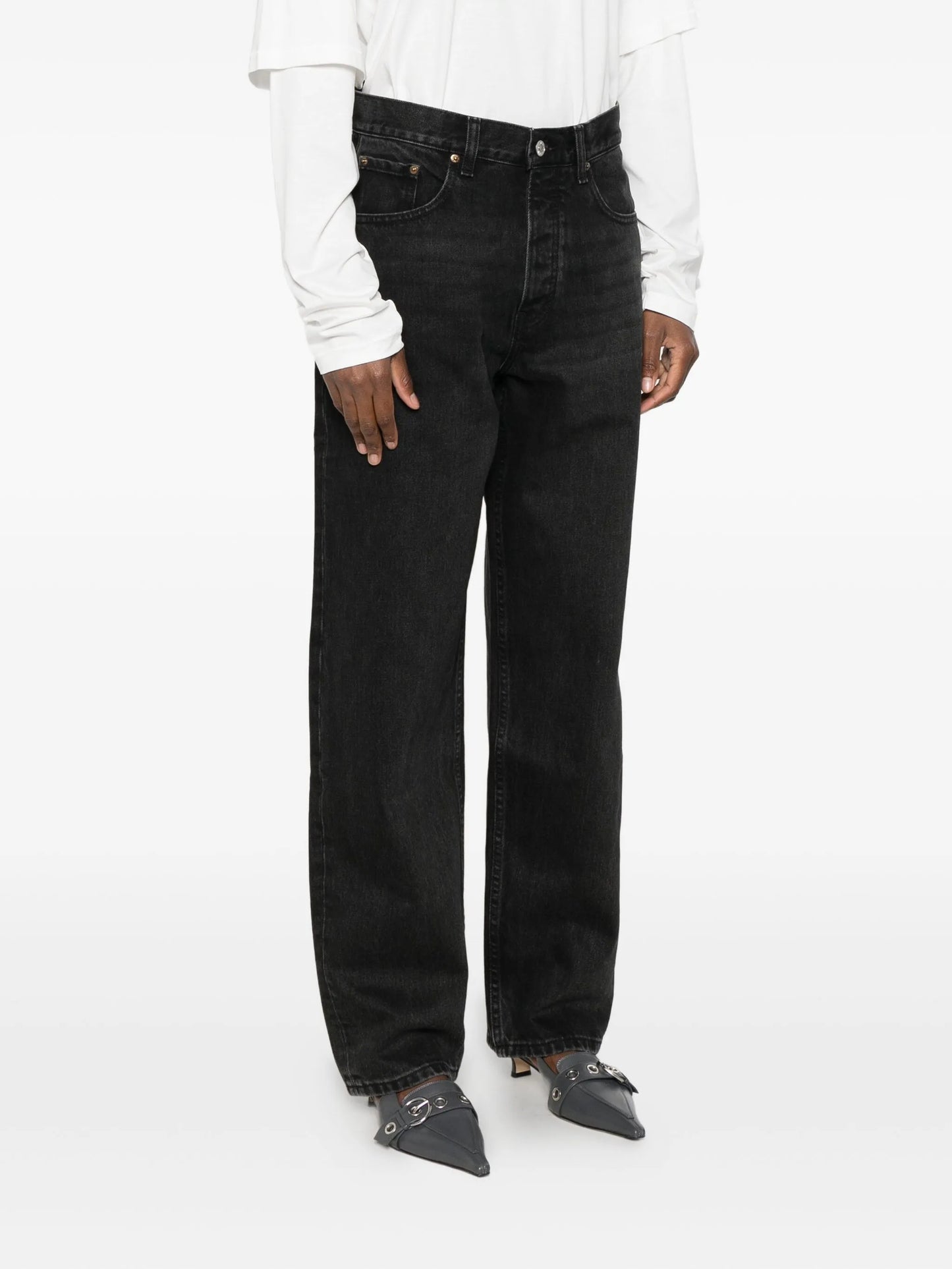 wide-leg jeans