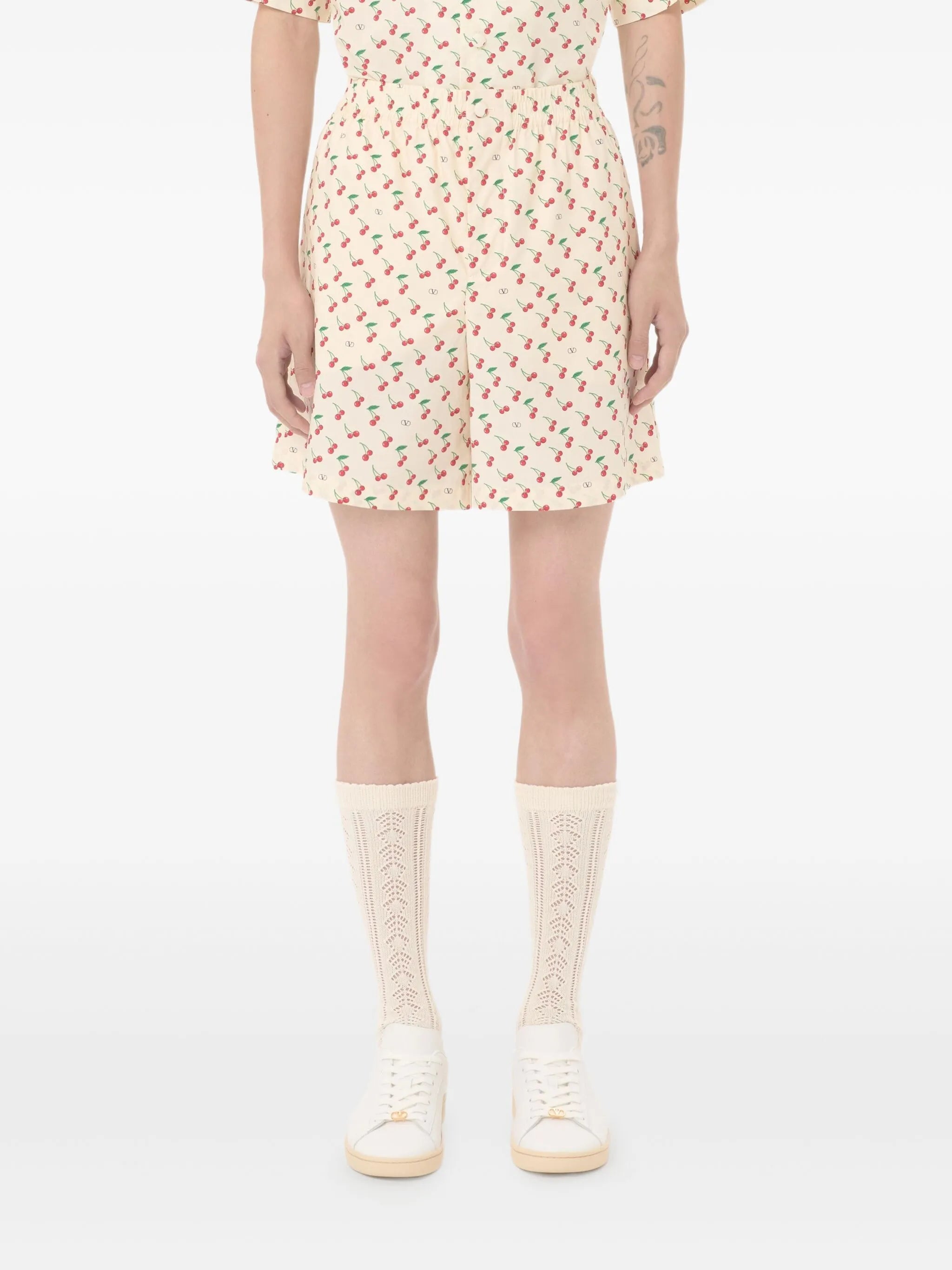 floral print shorts