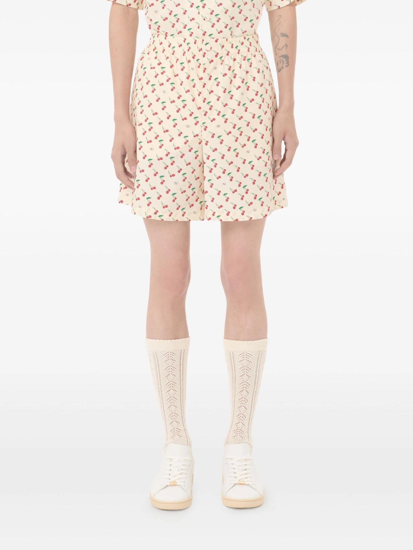 floral print shorts