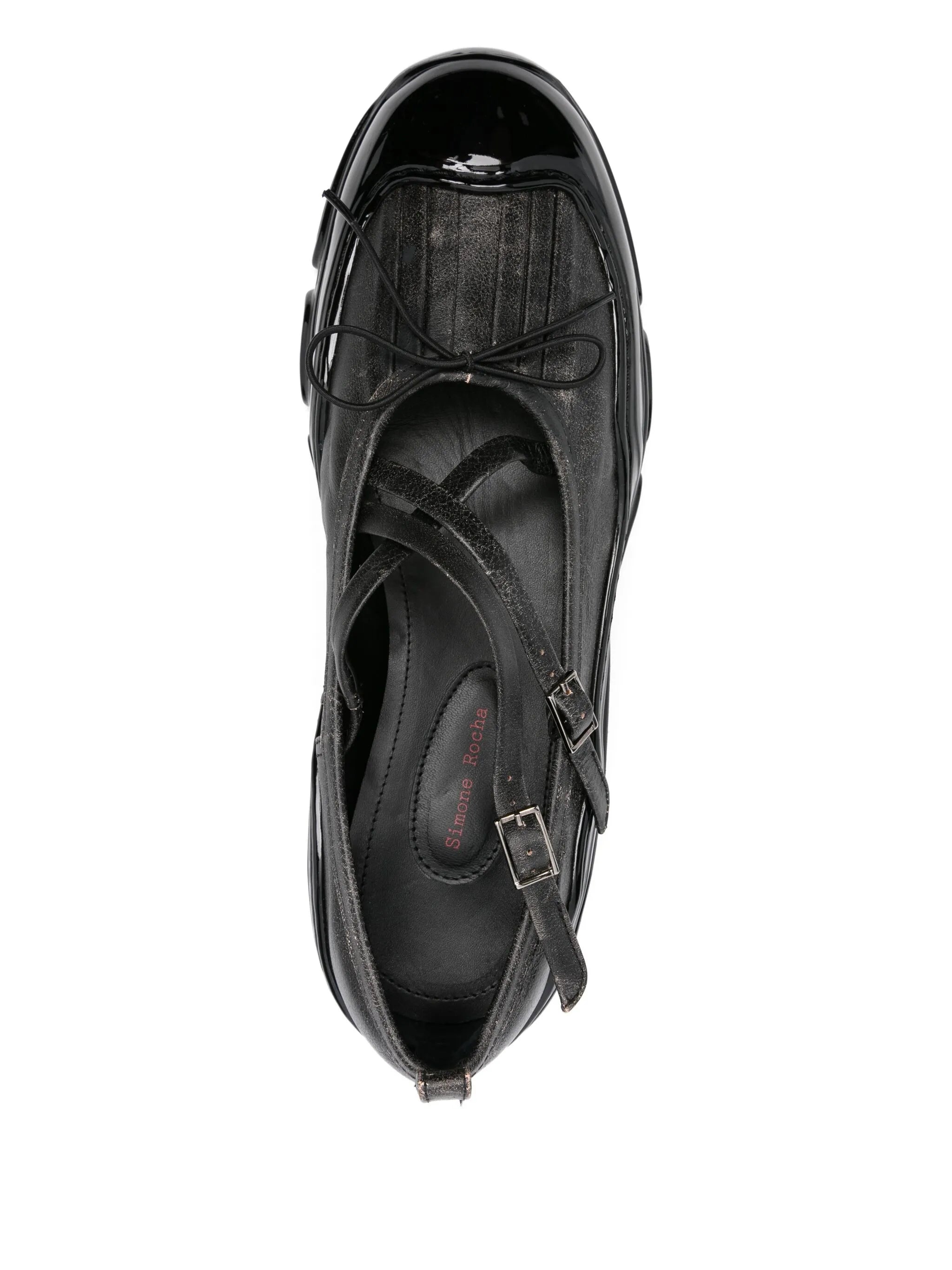 cross-strap patent-toe sneakers