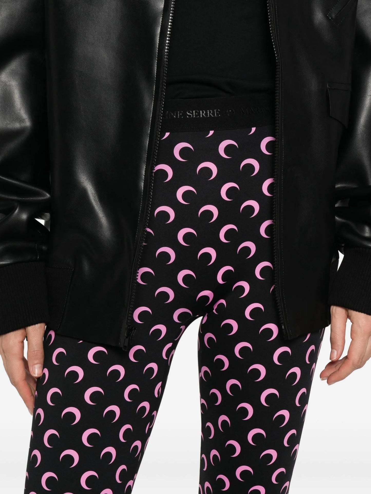 moon printed jersey capri pants