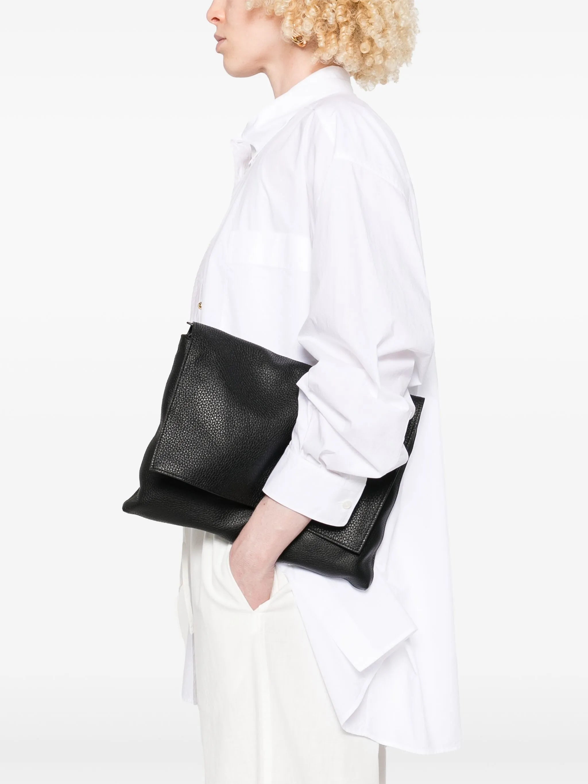 Nan shoulder bag