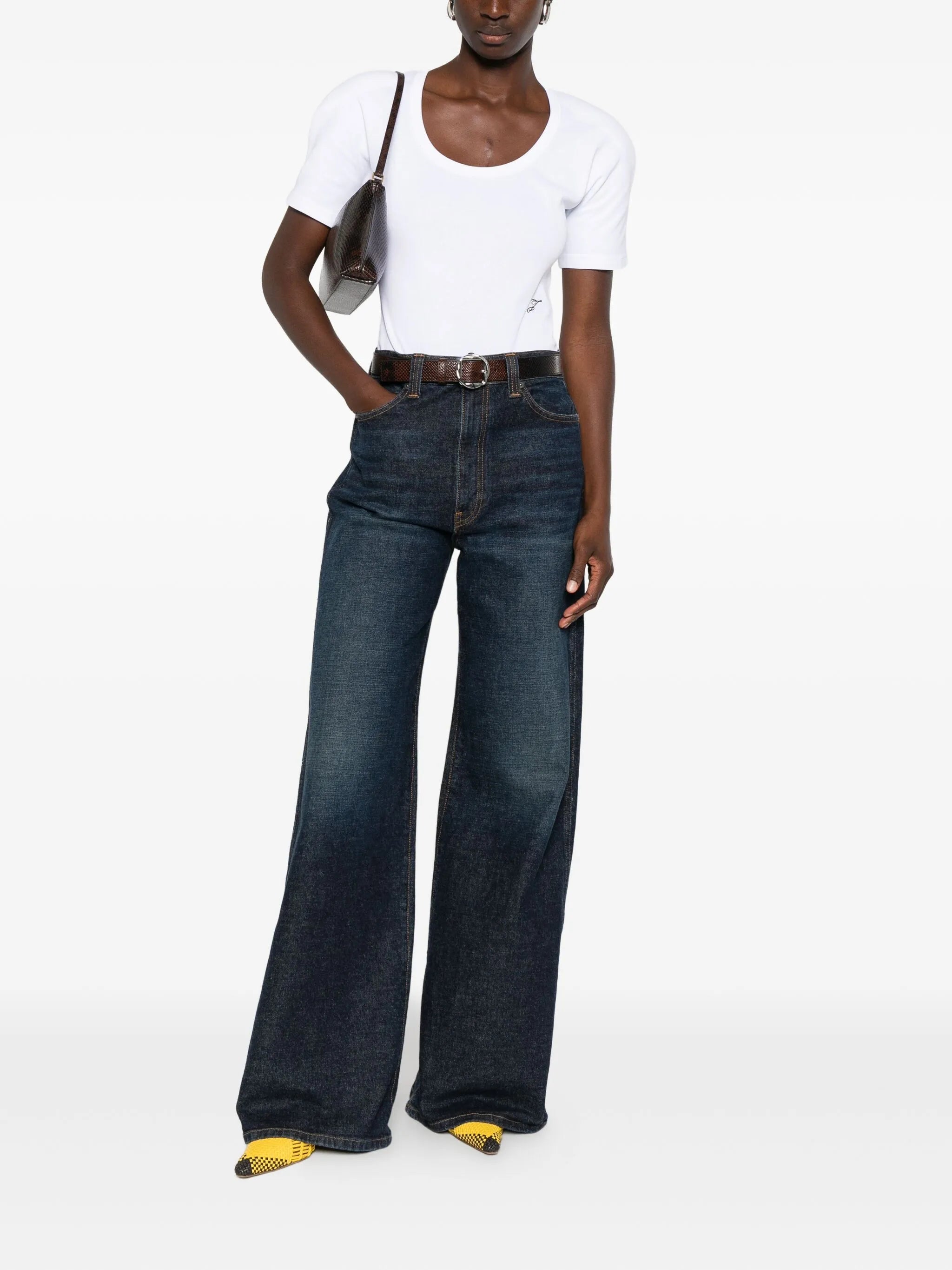 short sleeve body