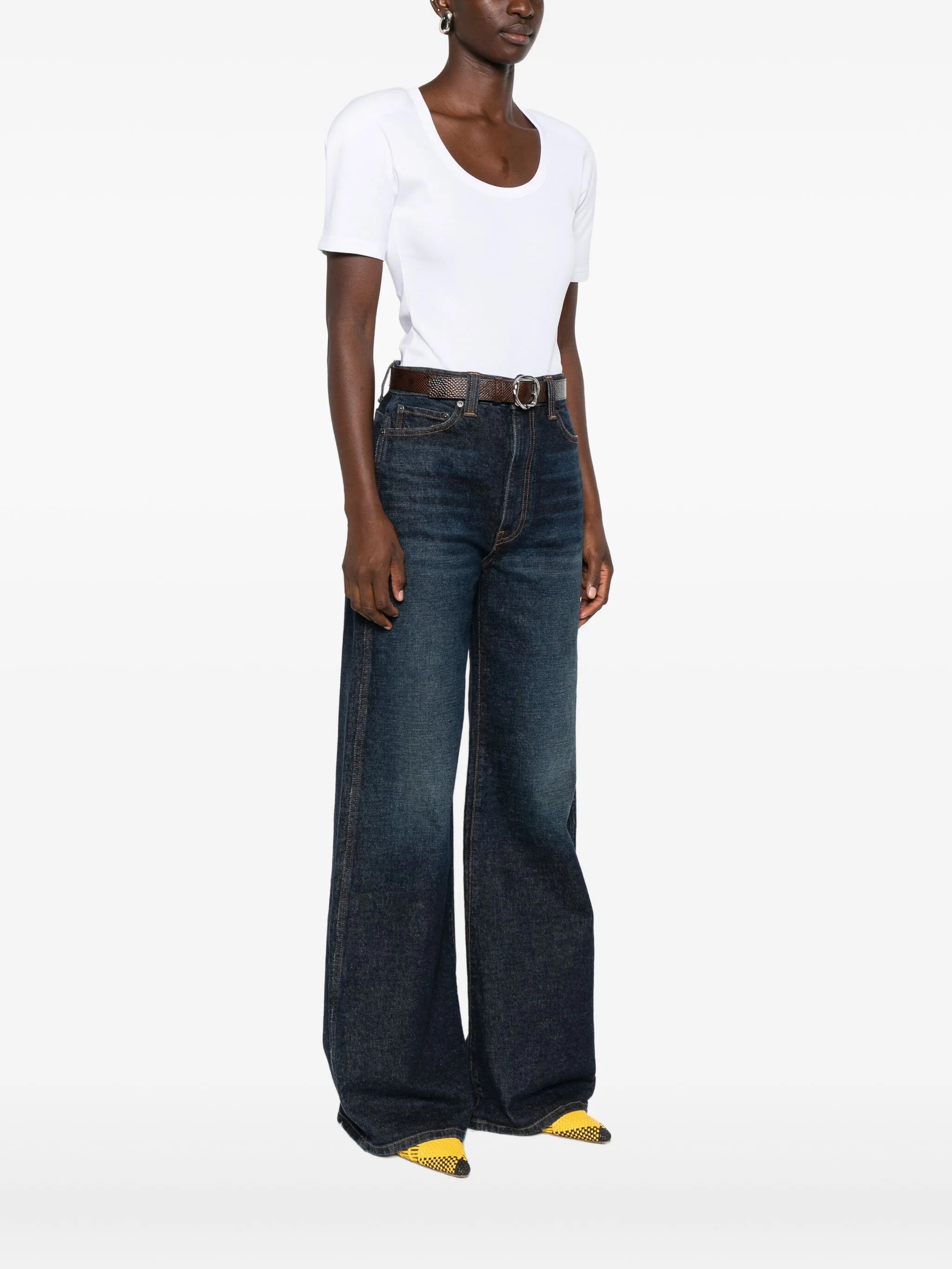 short sleeve body