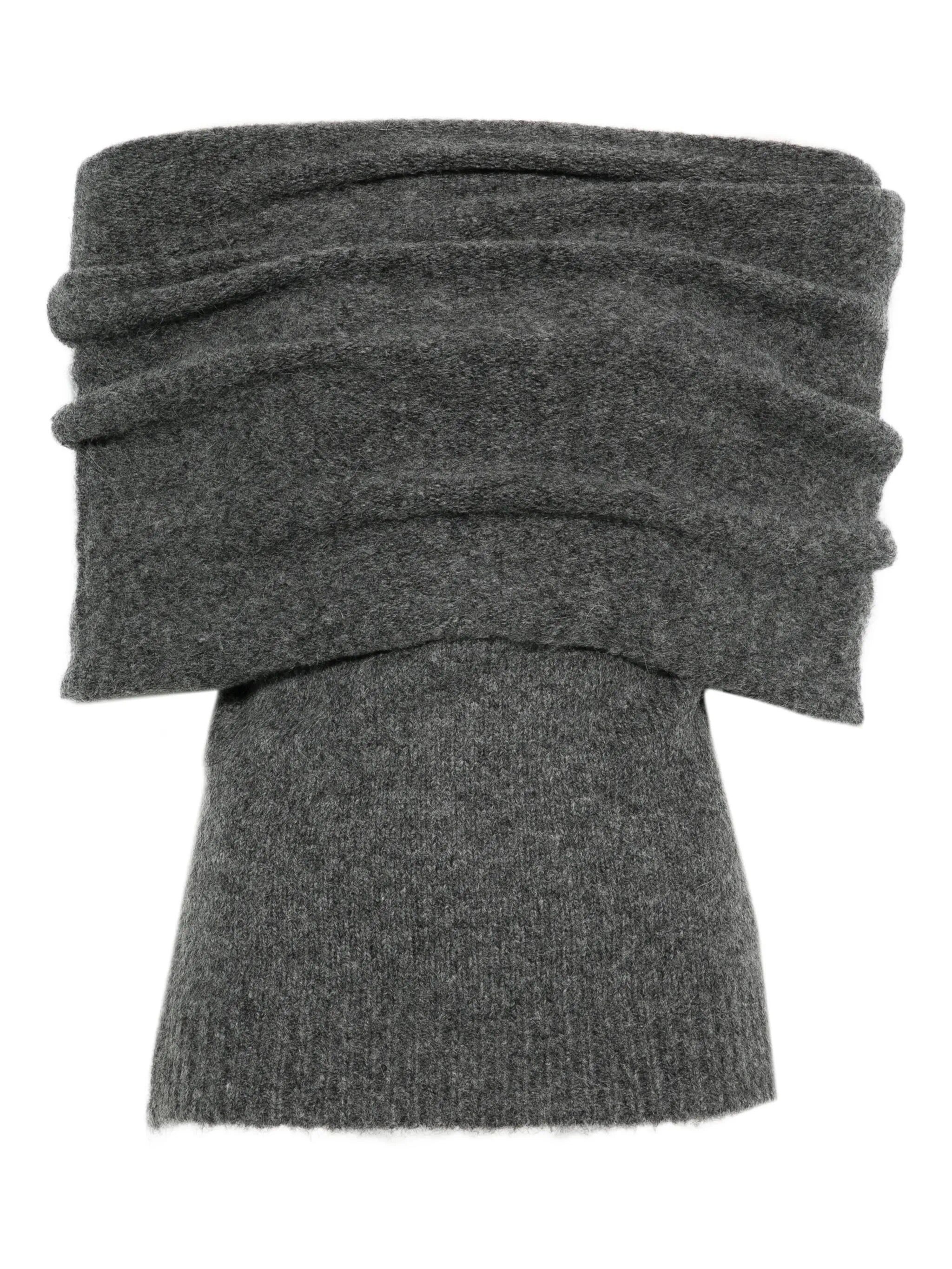 off-shoulder sleeveless knitted top
