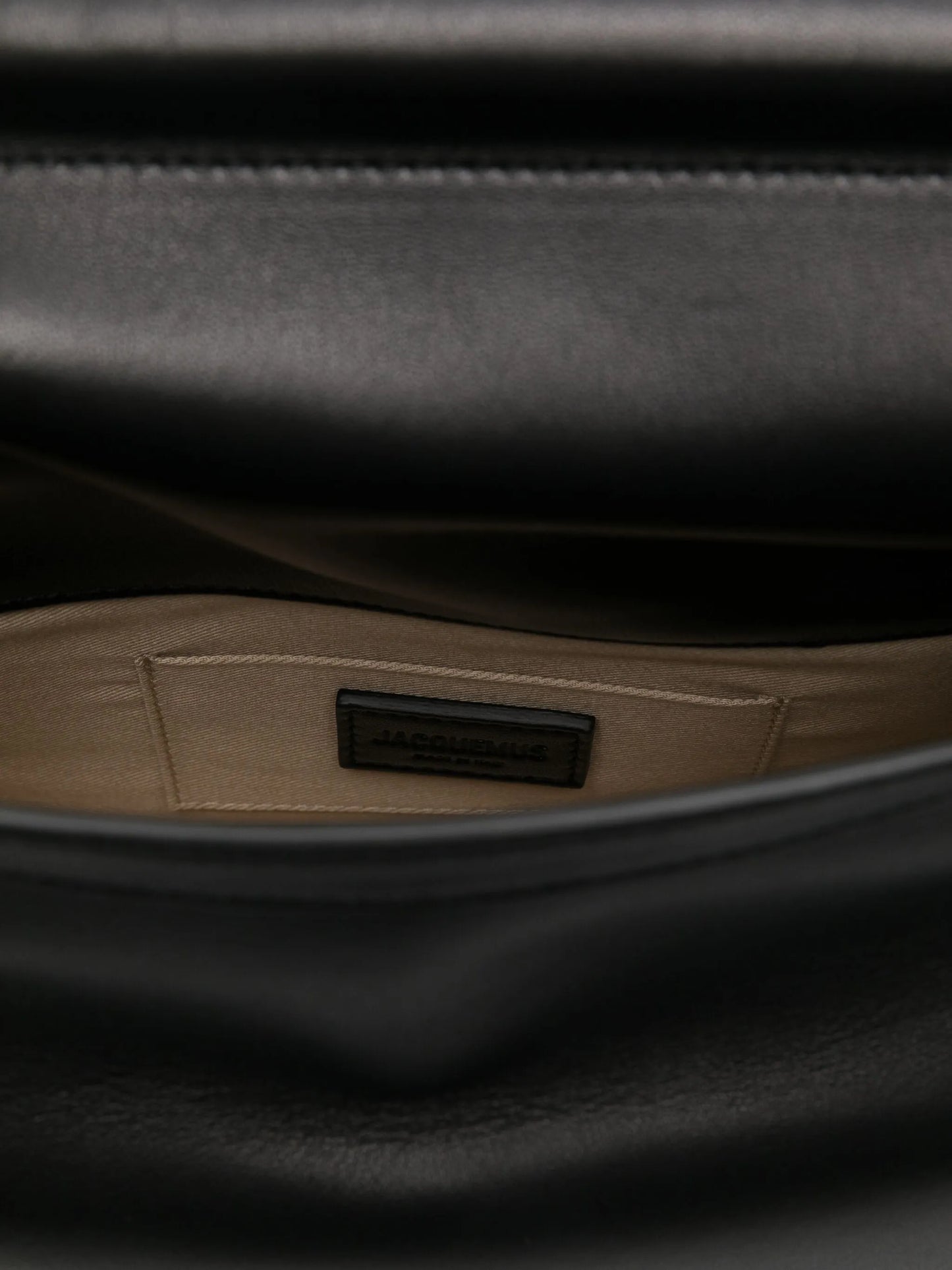 Rond Carré clutch bag