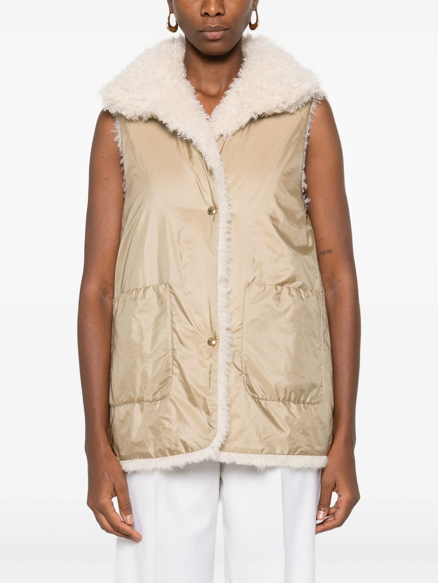 Voue sherpa-collar quilted jacket