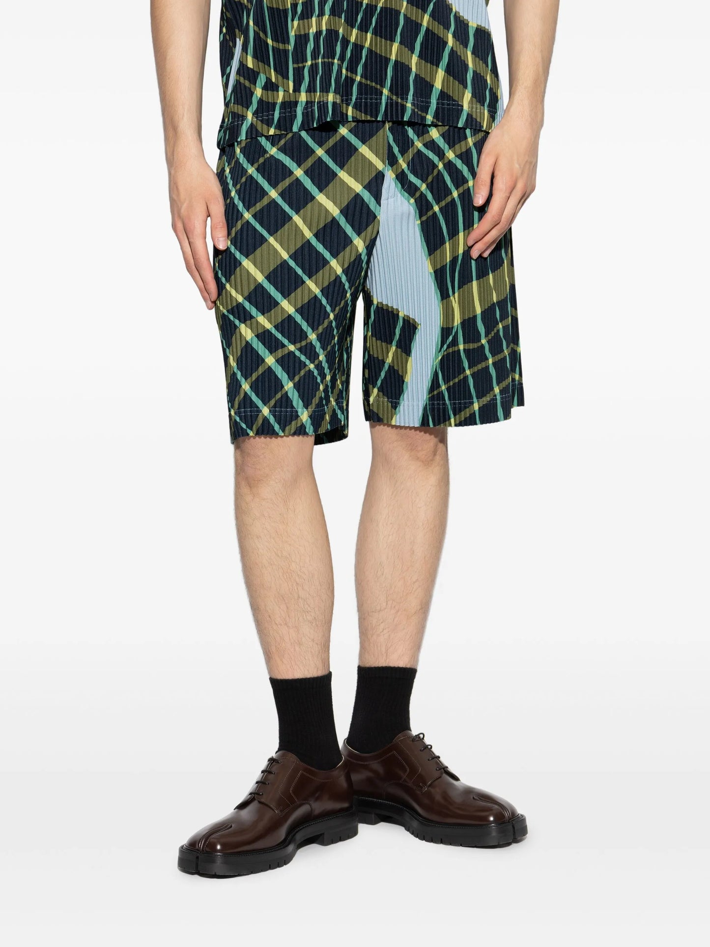 Windswept Plaid shorts