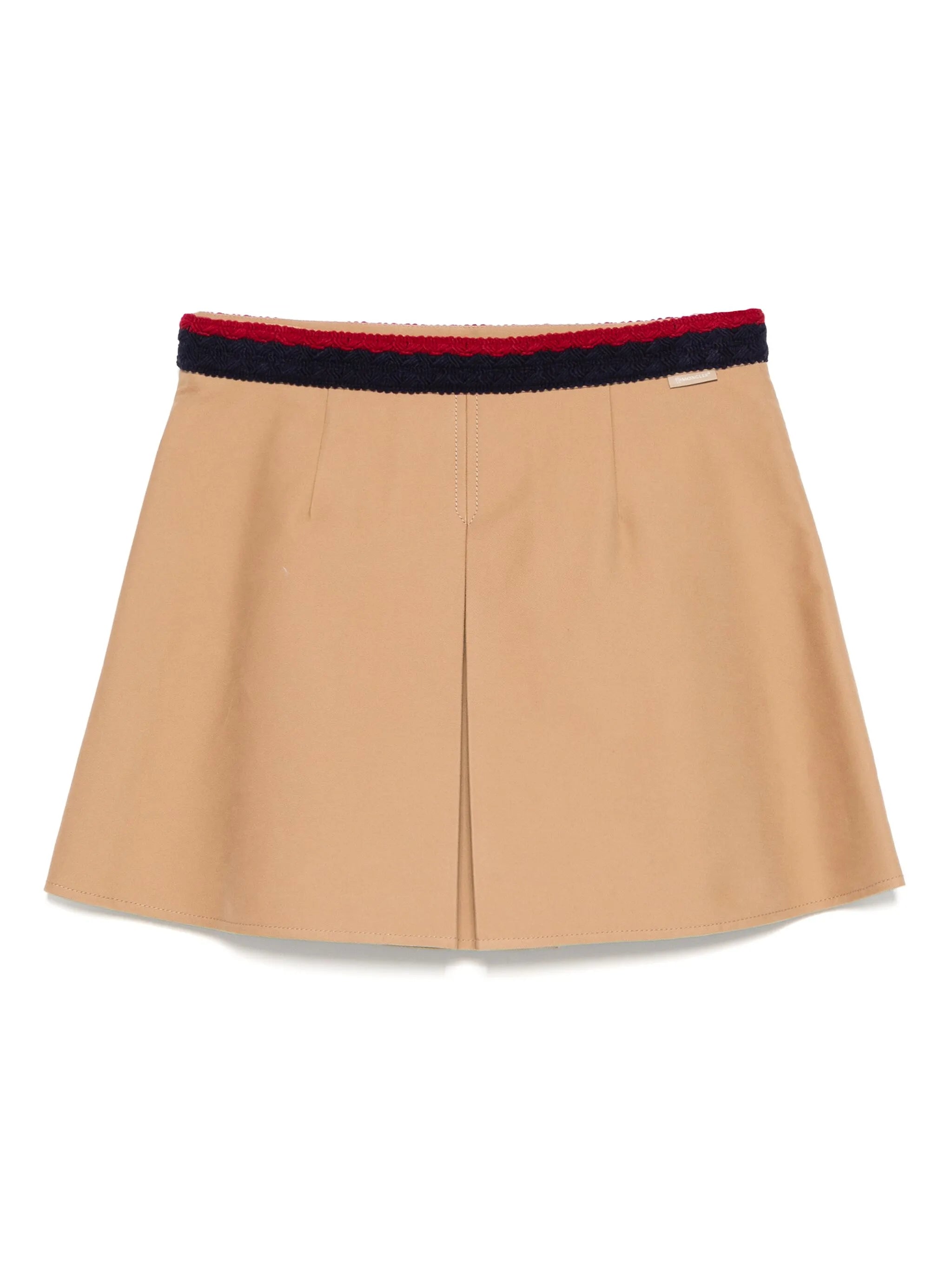 pleated skirt