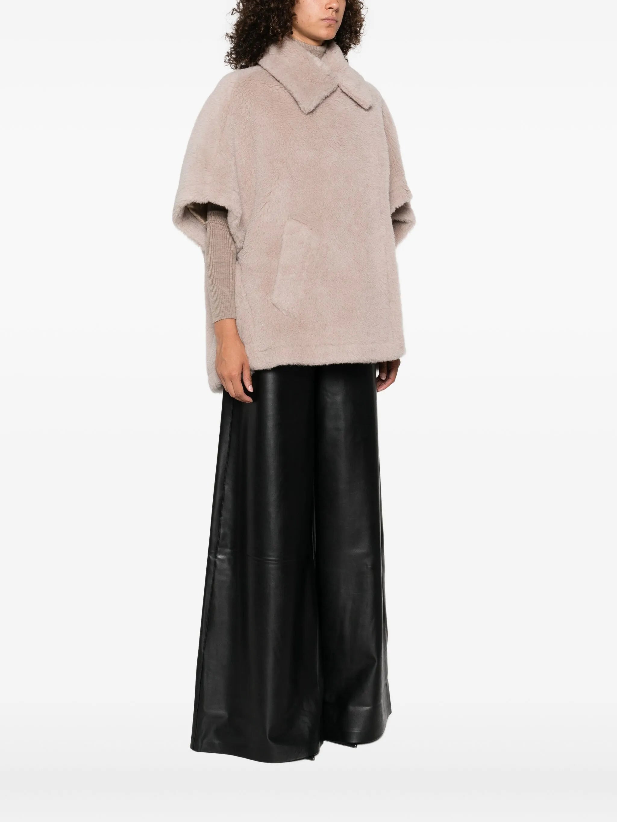 Tebe Teddy cape