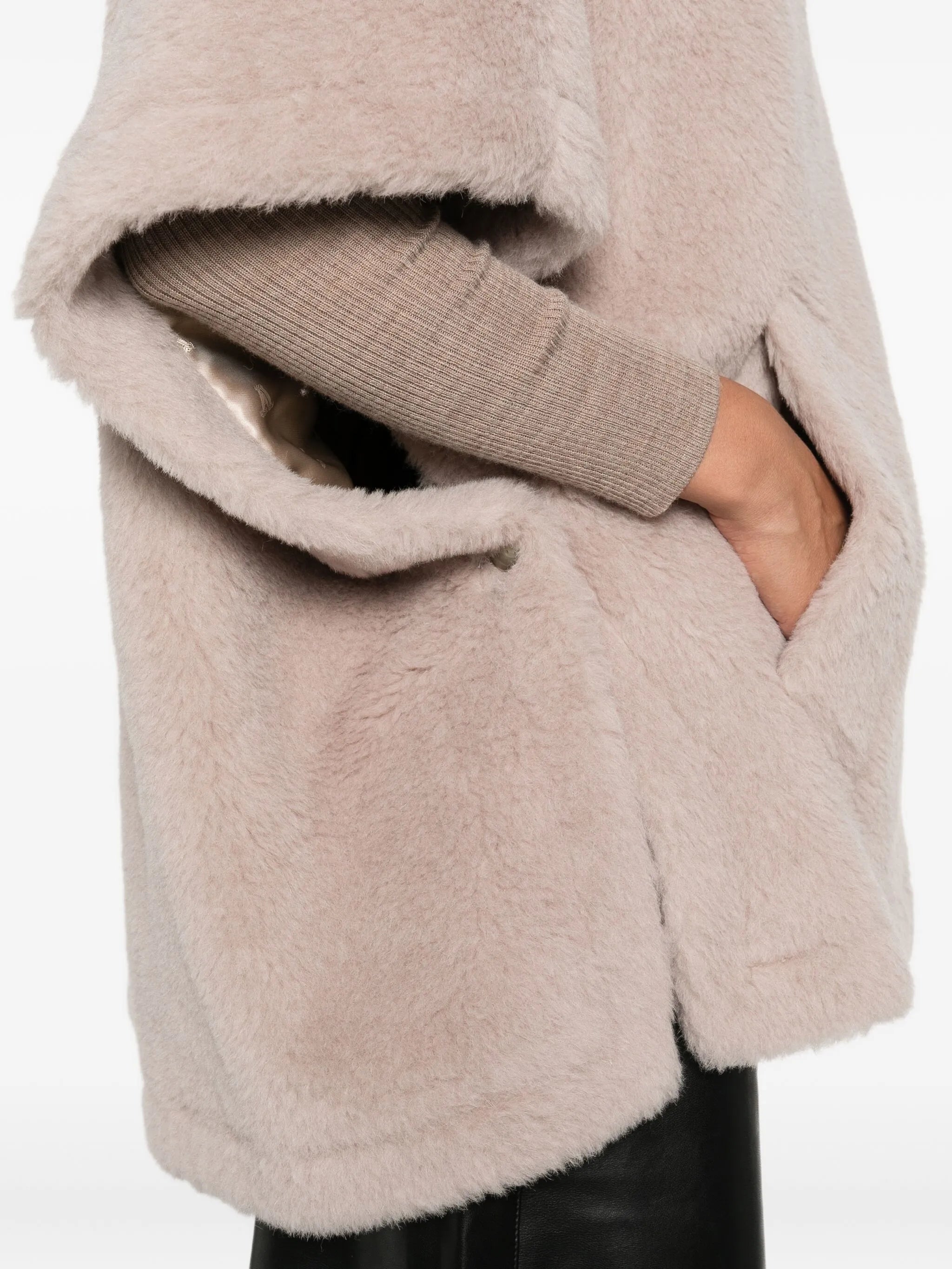 Tebe Teddy cape