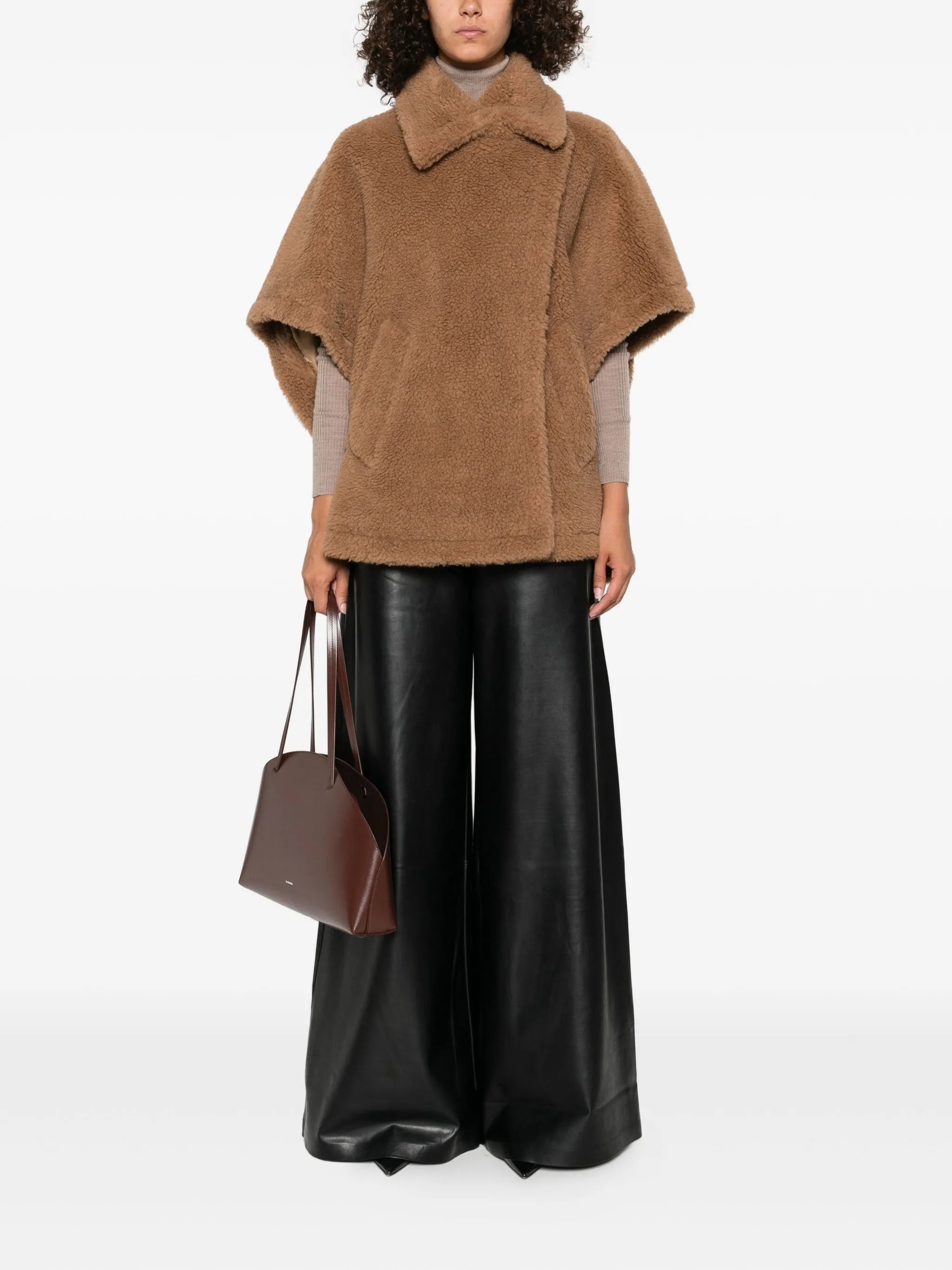 Tebe teddy cape
