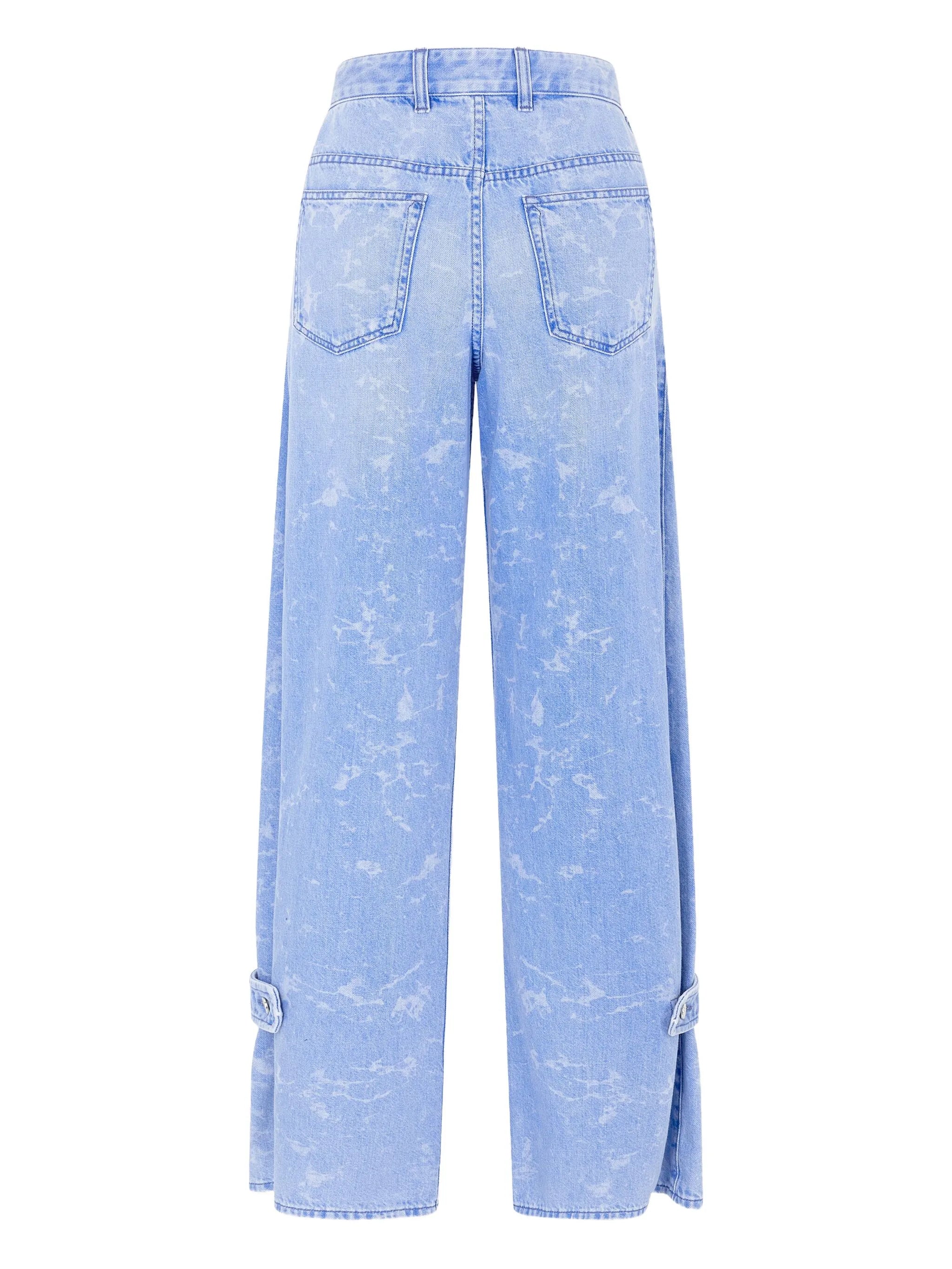 washed-effect jeans