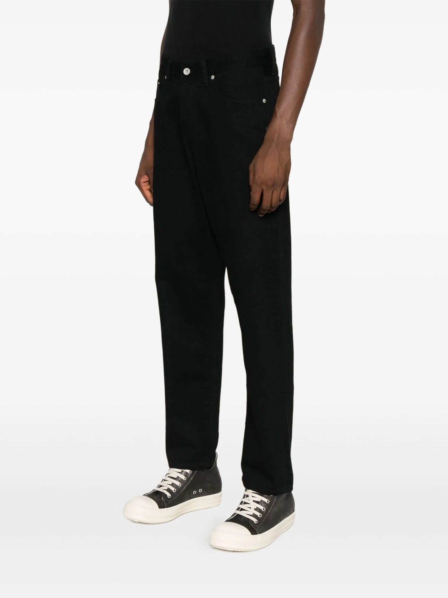 tapered jeans