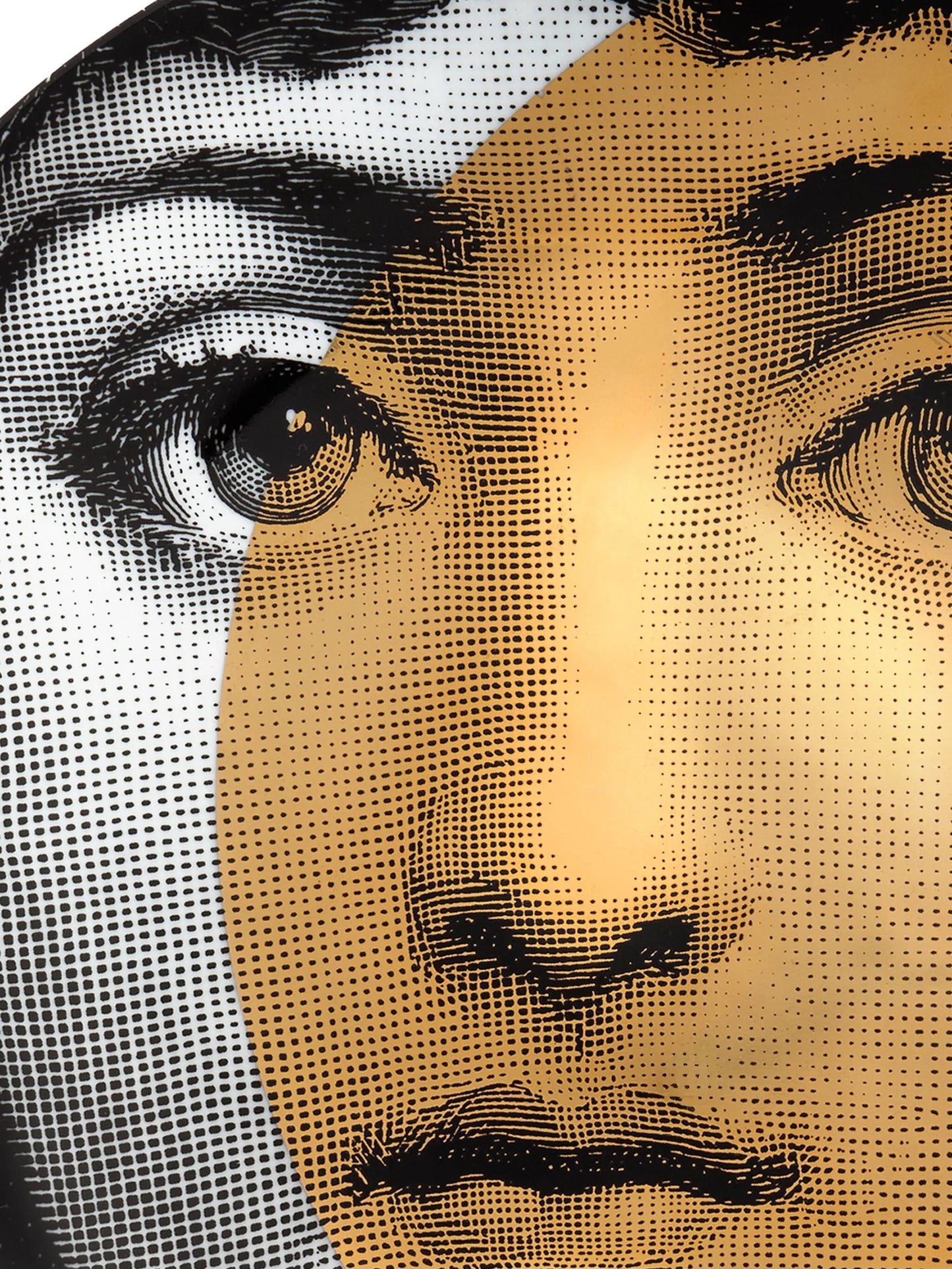 decorative face-motif plates (set of eight)