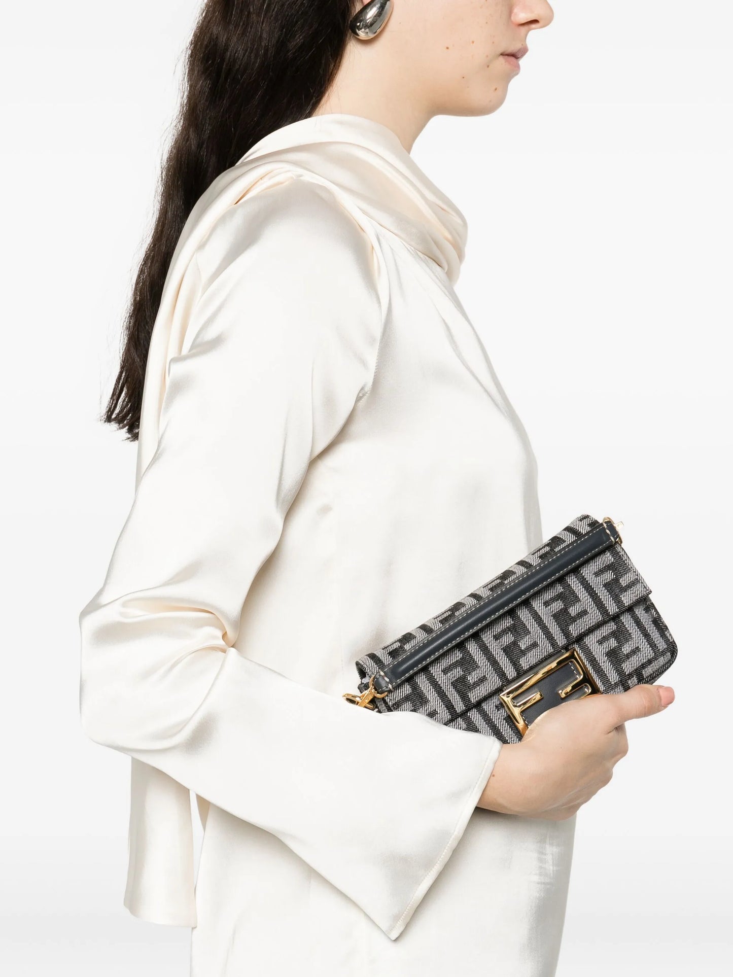 Baguette mini bag