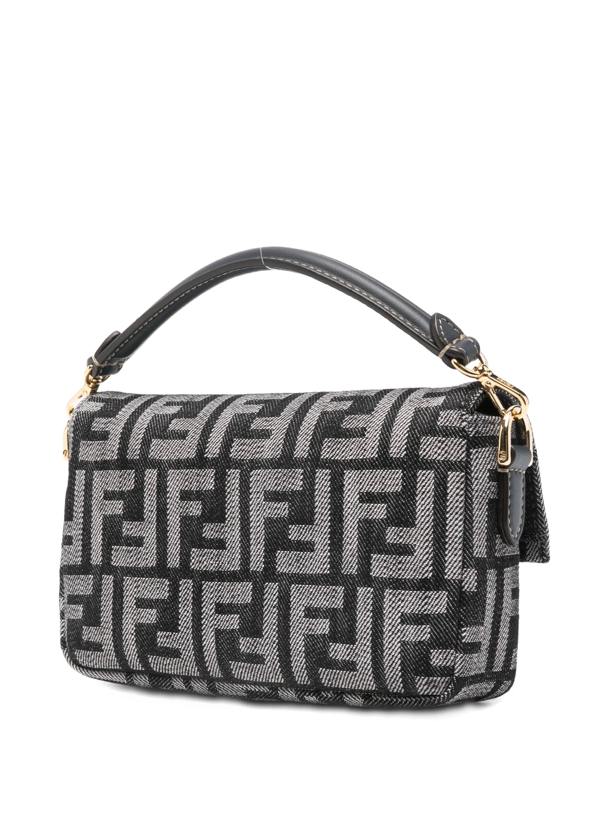 Baguette mini bag
