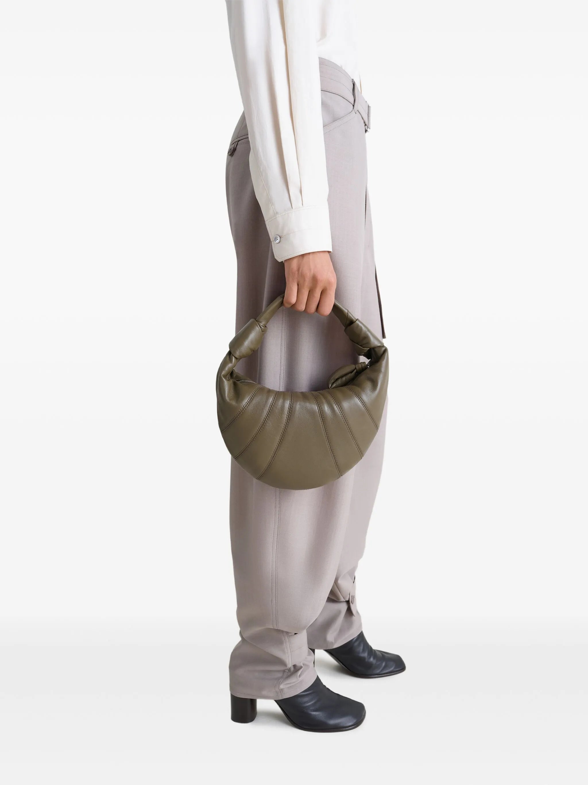 Fortune Croissant knotted shoulder bag