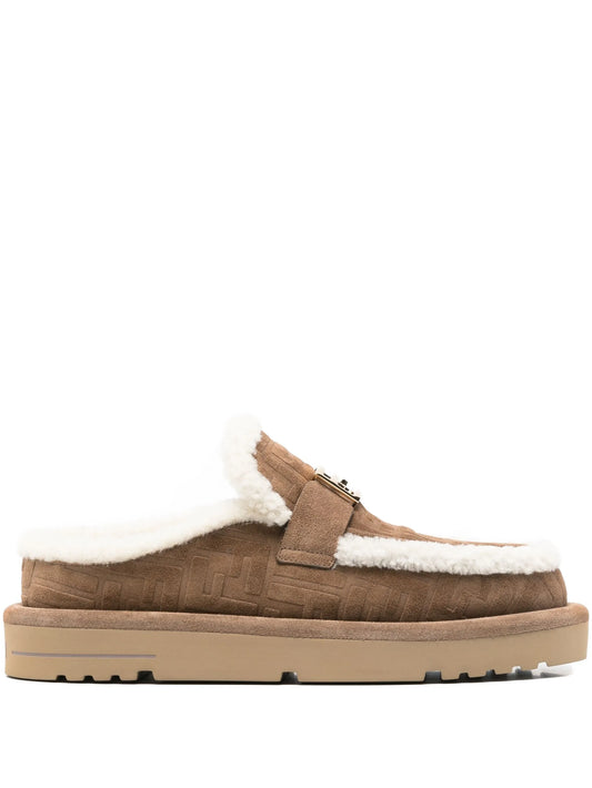 suede slippers