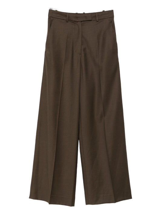 wide-leg pleated trousers