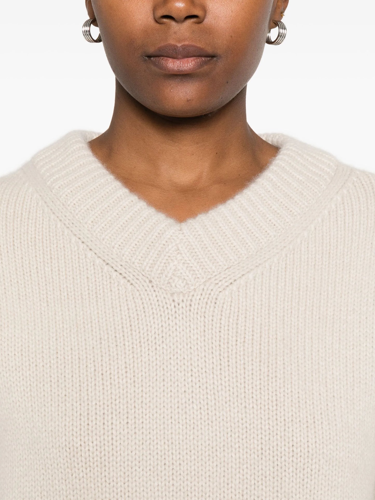 Knit chunky v neck