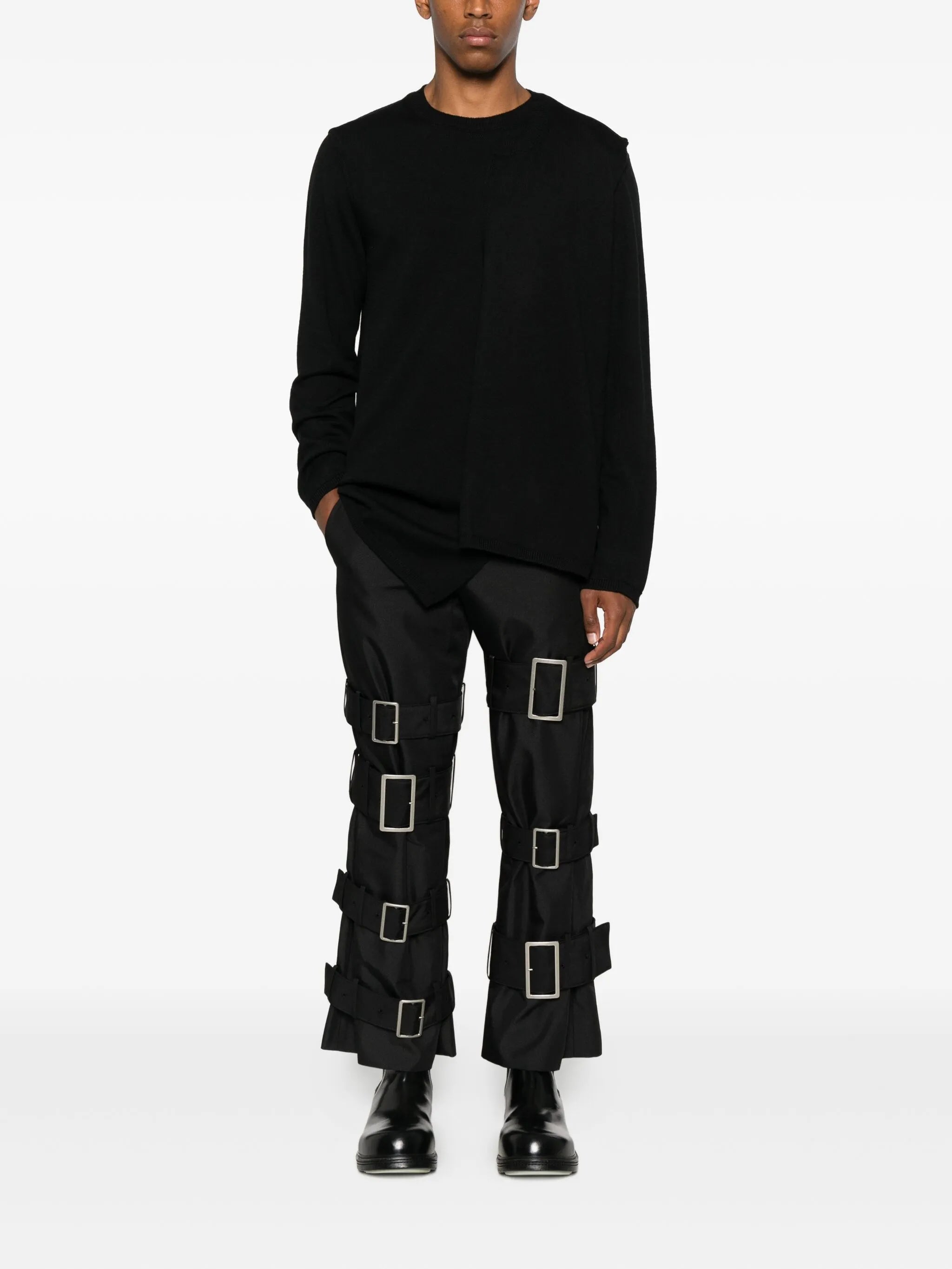 buckle-fastening belted trousers