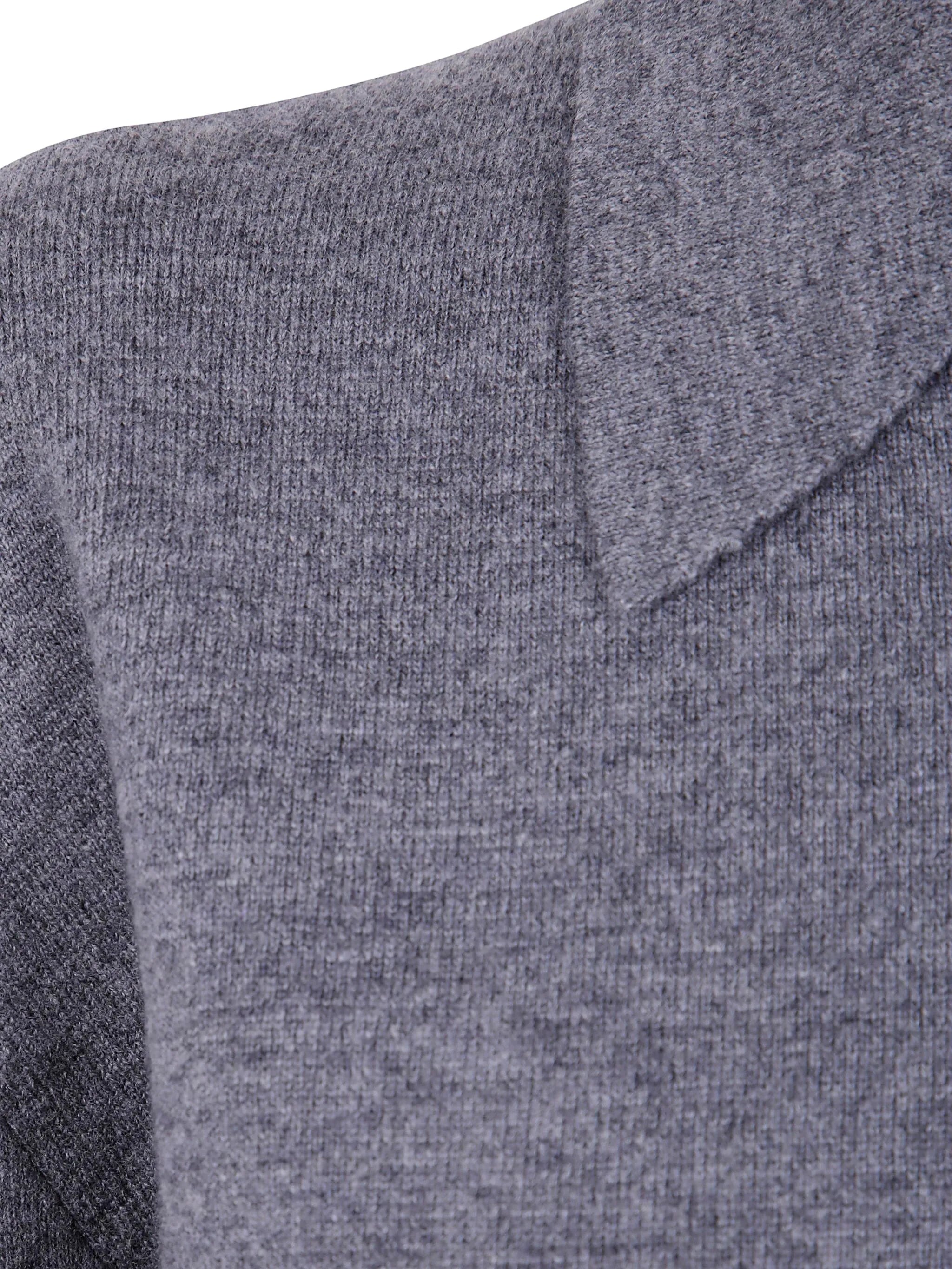 Compact polo sweater