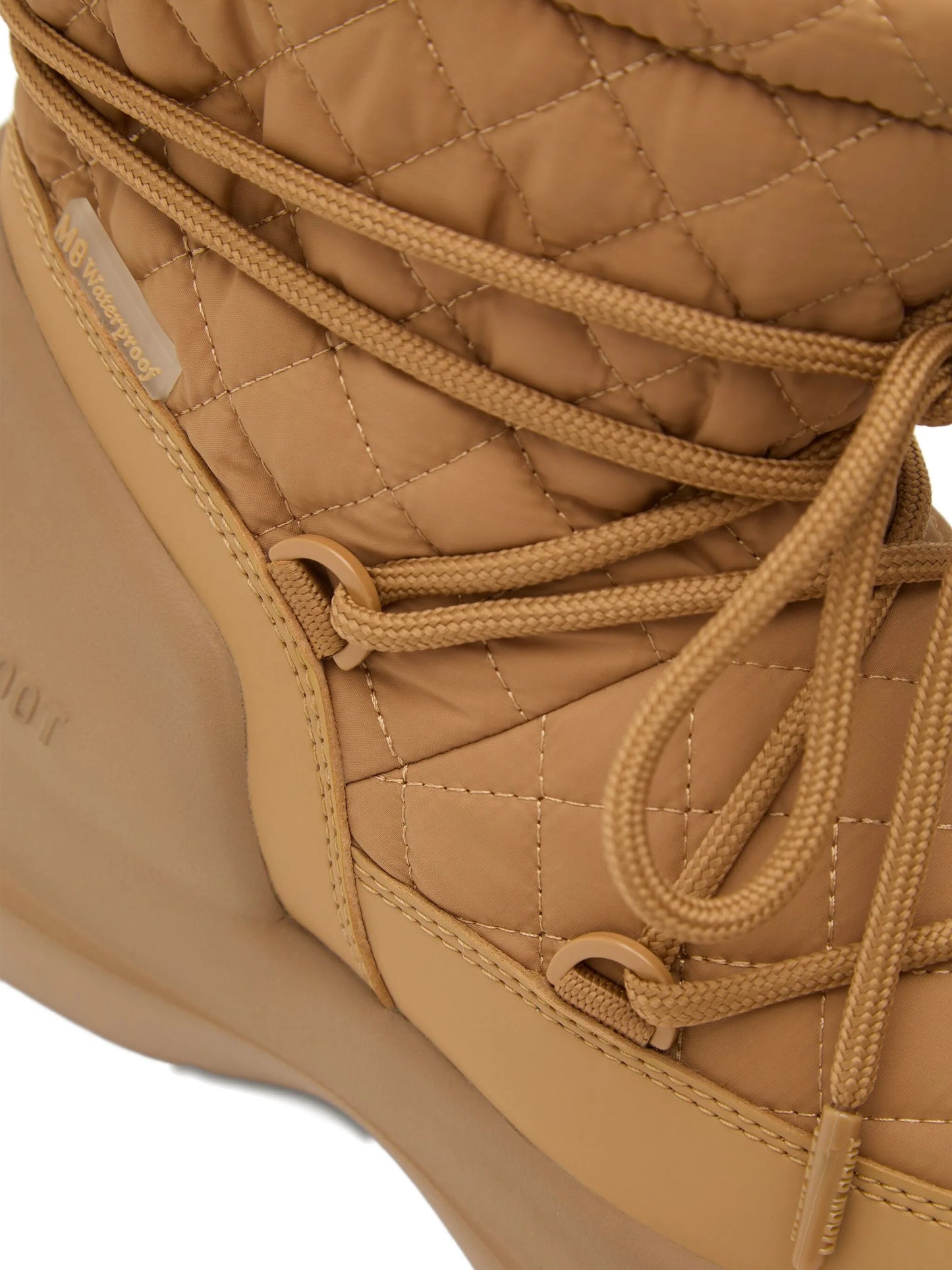 Mezzaluna quilted boots