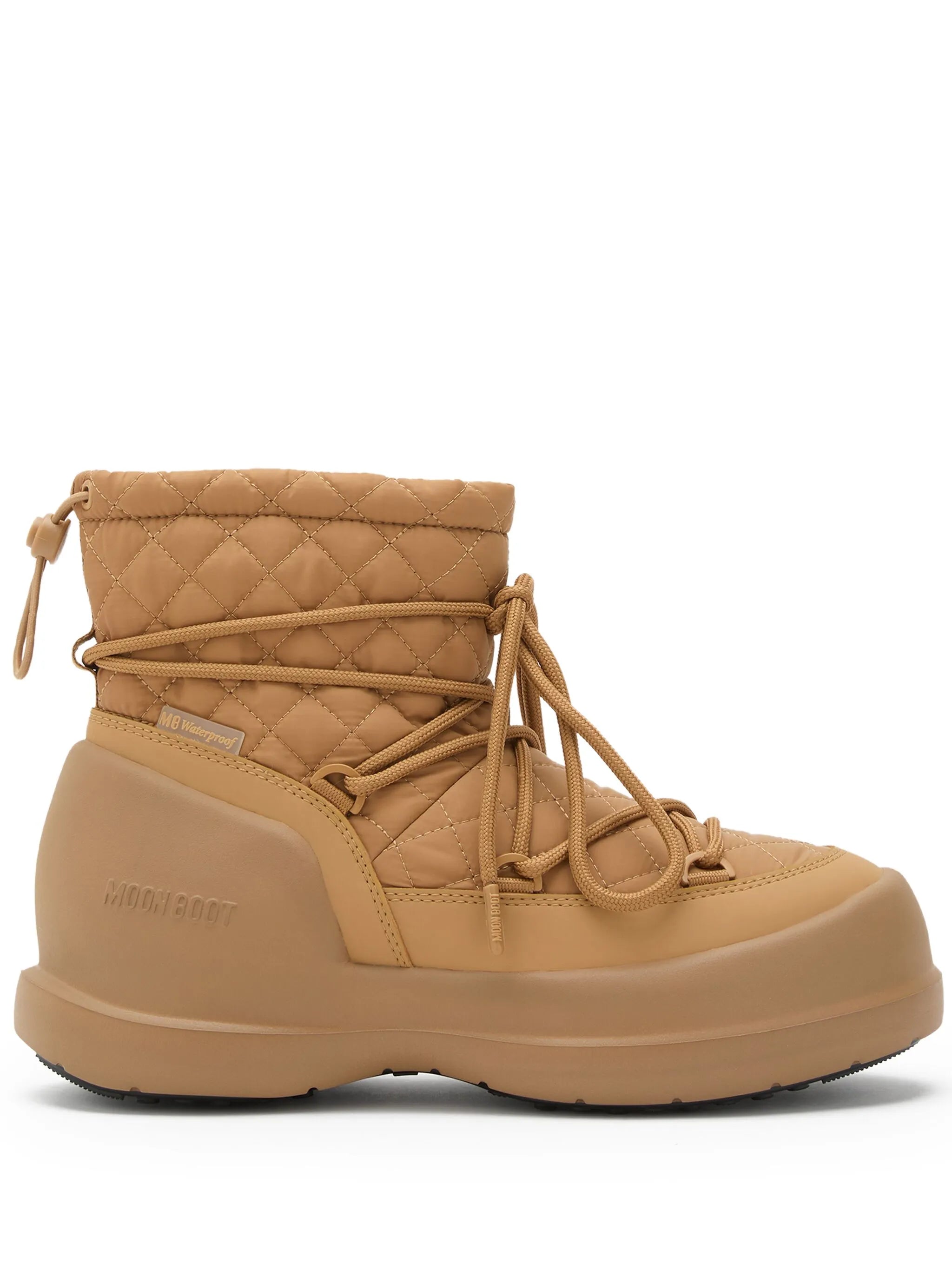 Mezzaluna quilted boots