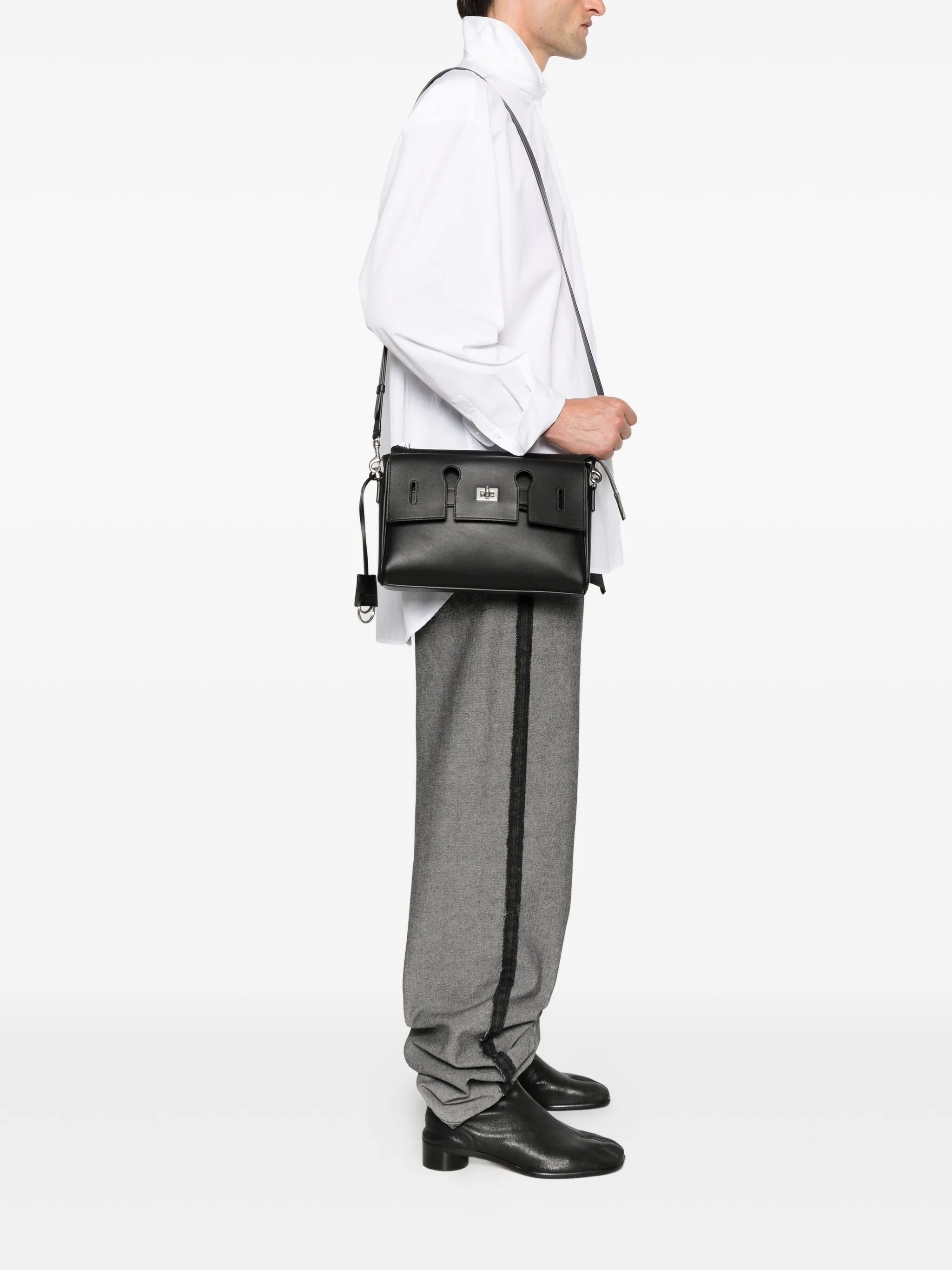 Bel Air flap messenger bag