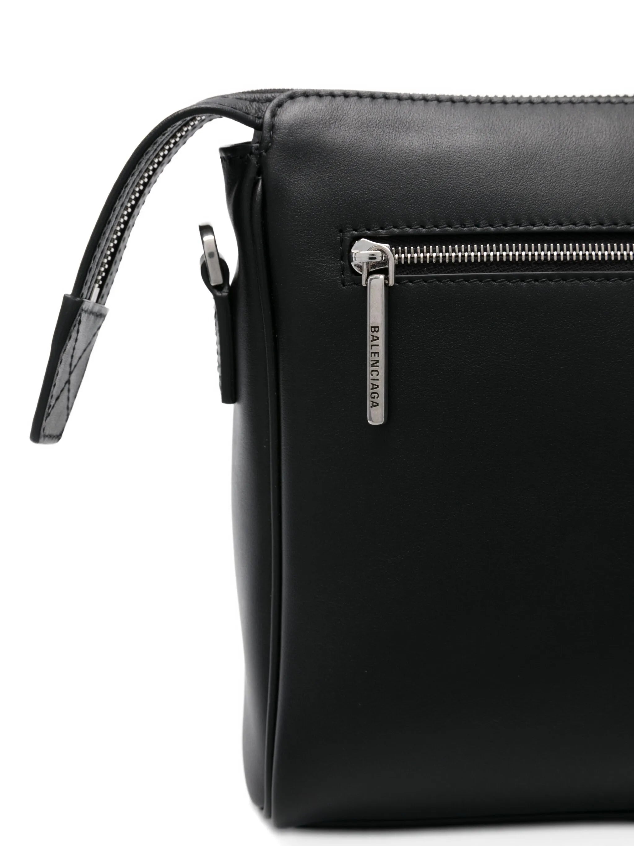 Bel Air flap messenger bag
