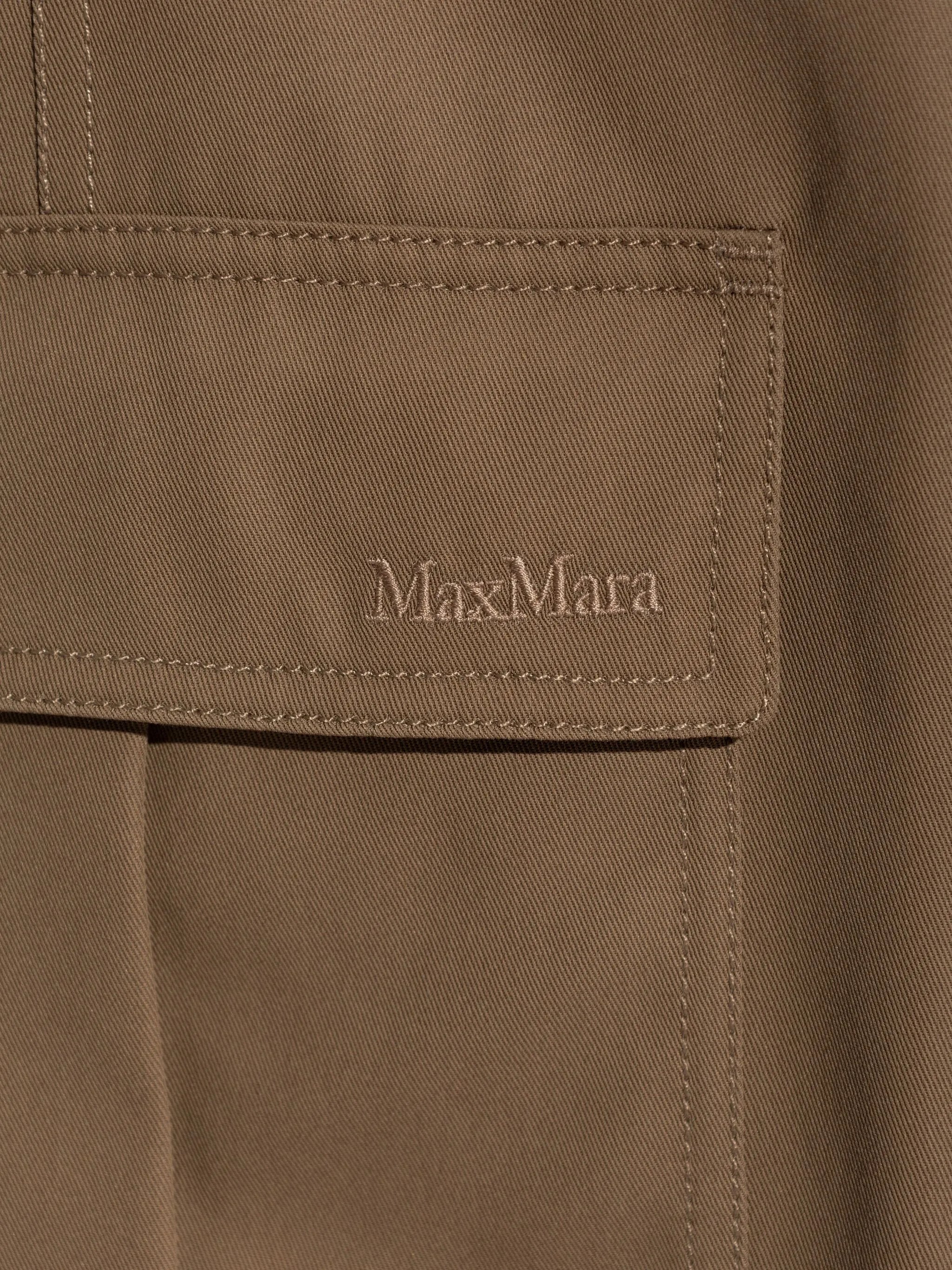elasticated tapered trousers