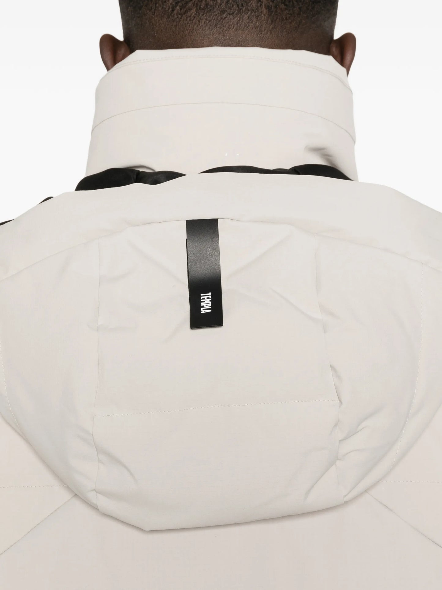 hooded zip-fastening ski jacket