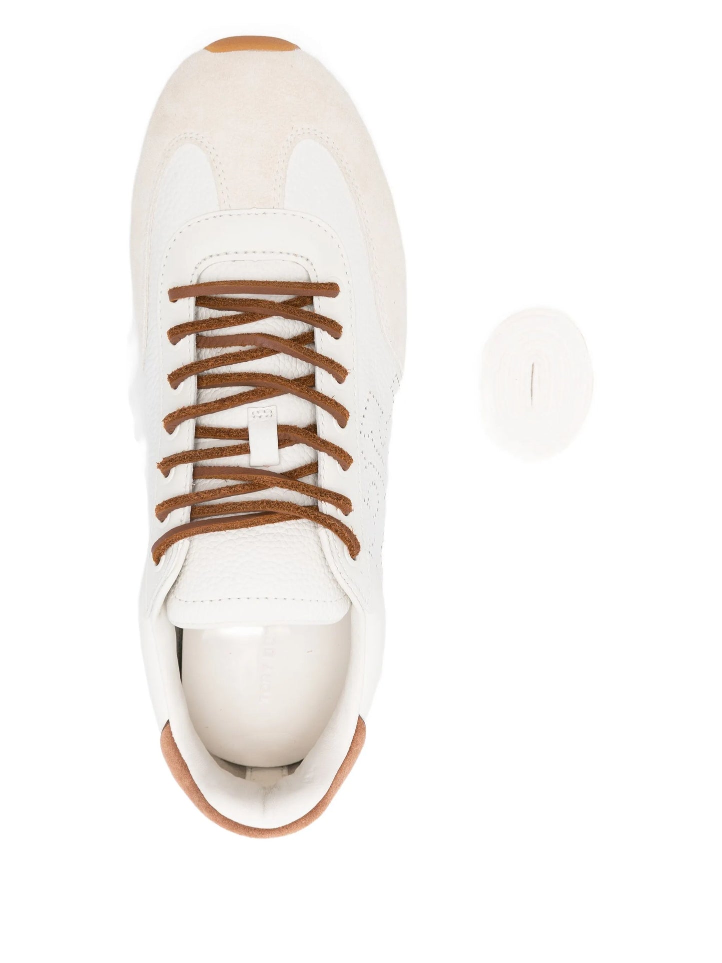 Travel leather perforated sneakers