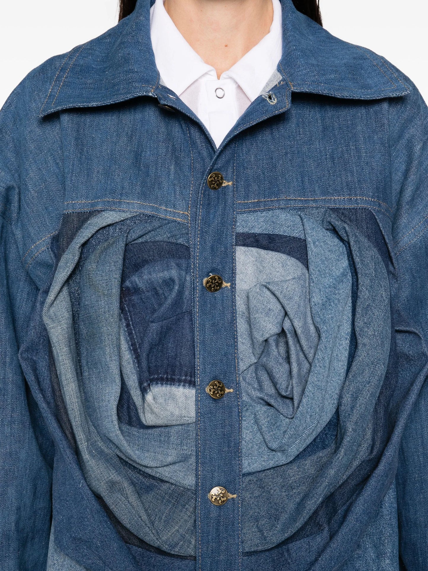 rose-detail button-fastening jacket