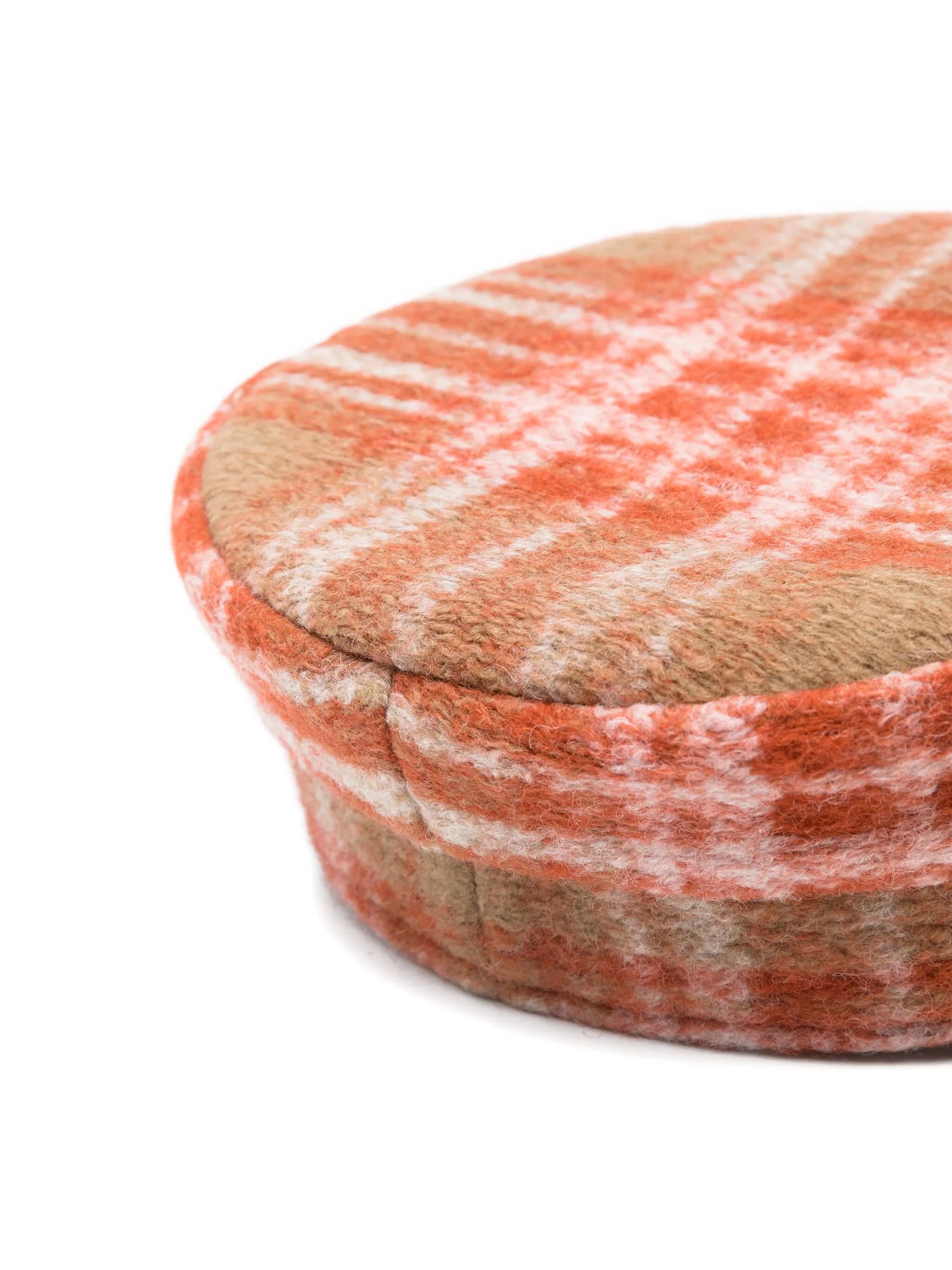 checked-pattern beret
