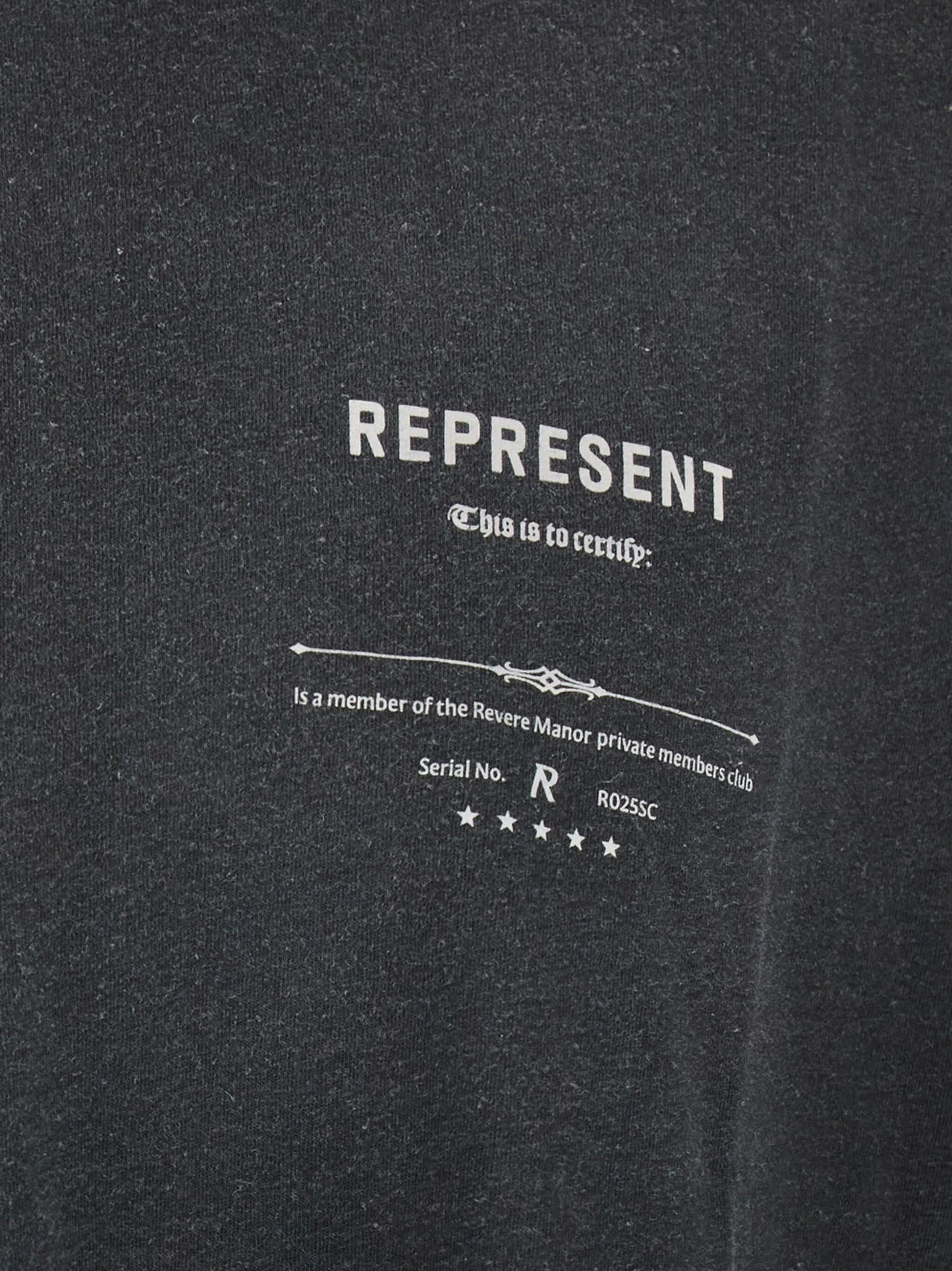 graphic-print t-shirt